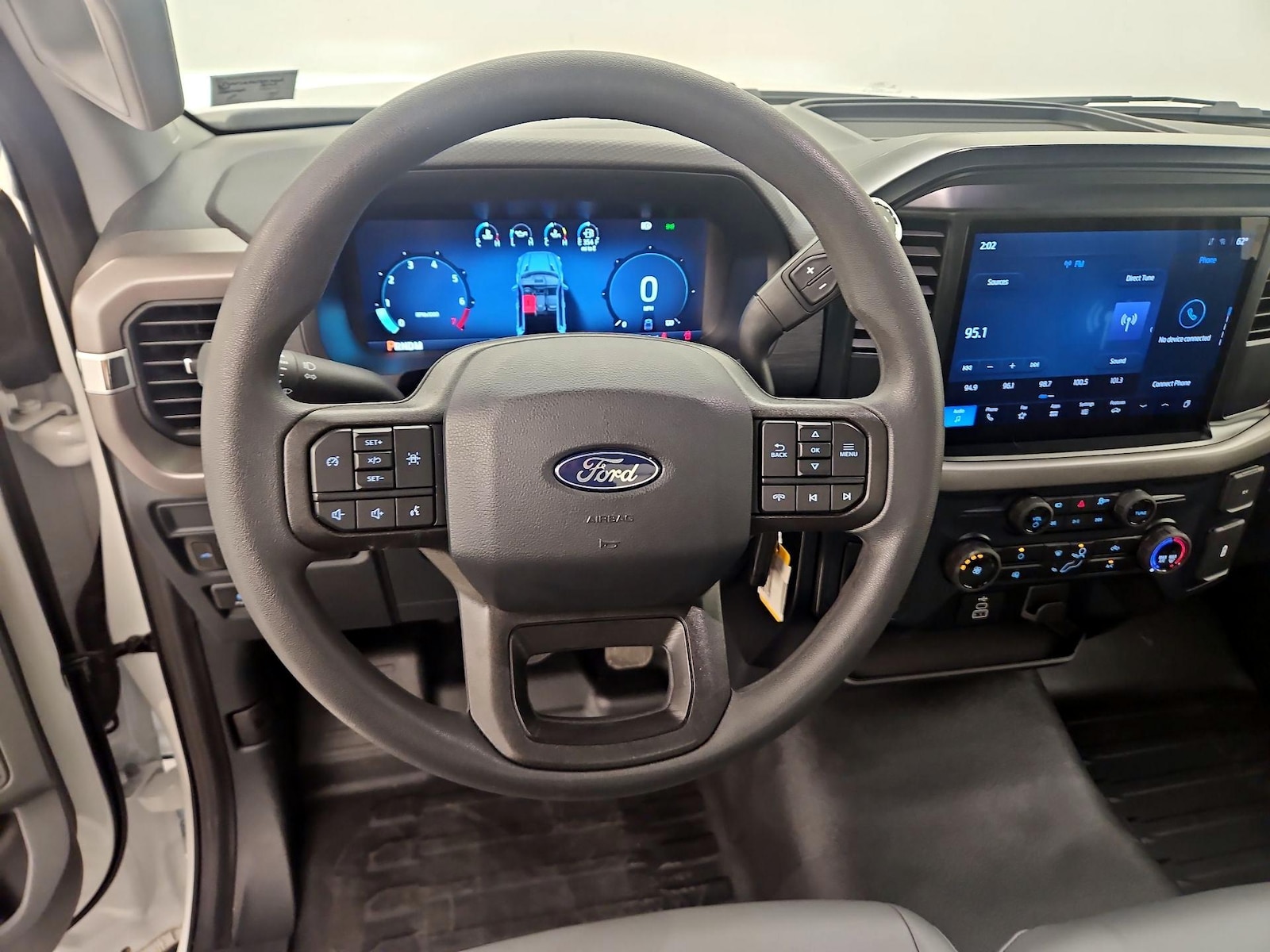 2025 Ford F-150 XL - Photo 11