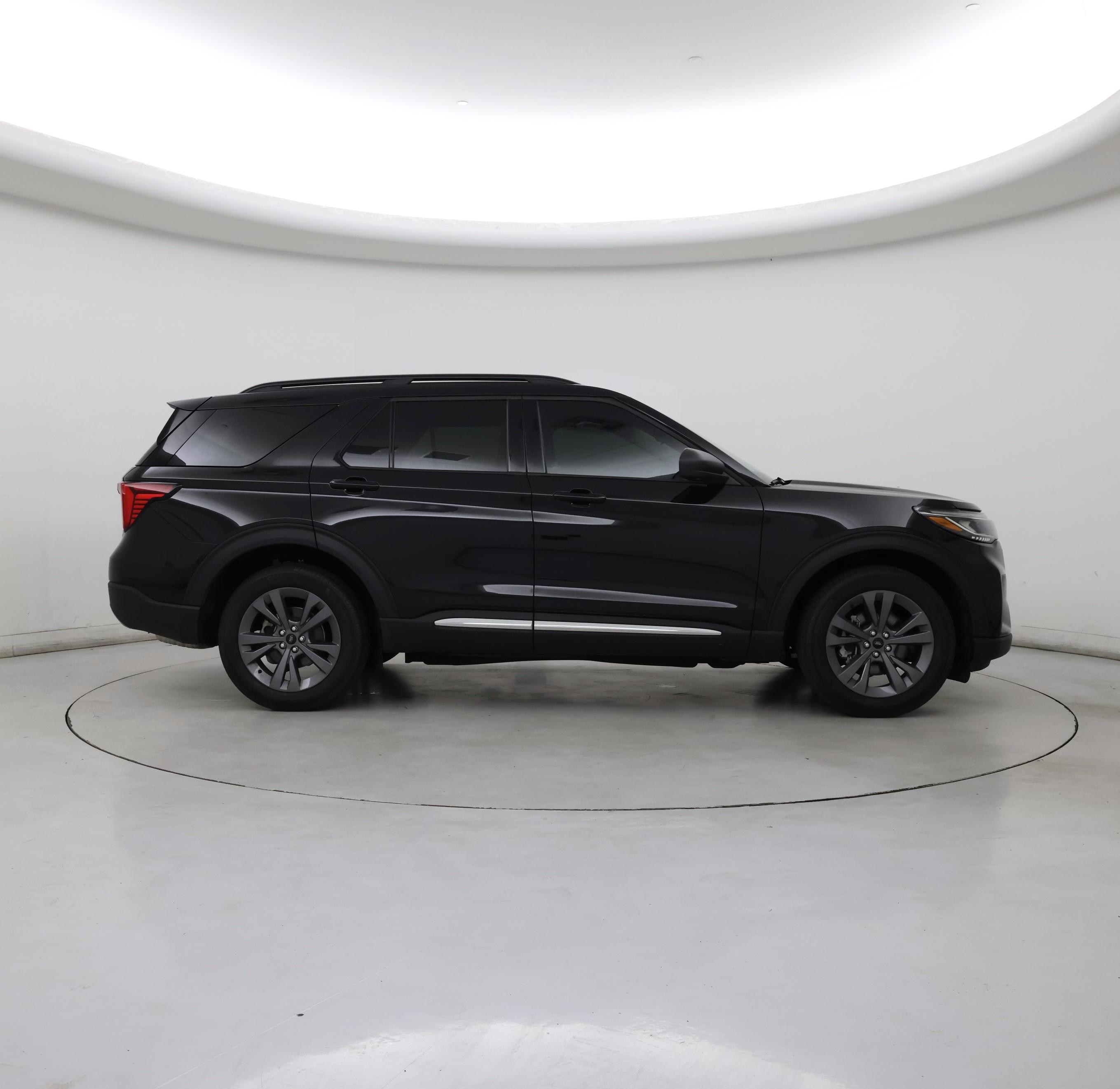 Thumbnail: 2025 Ford Explorer - 7