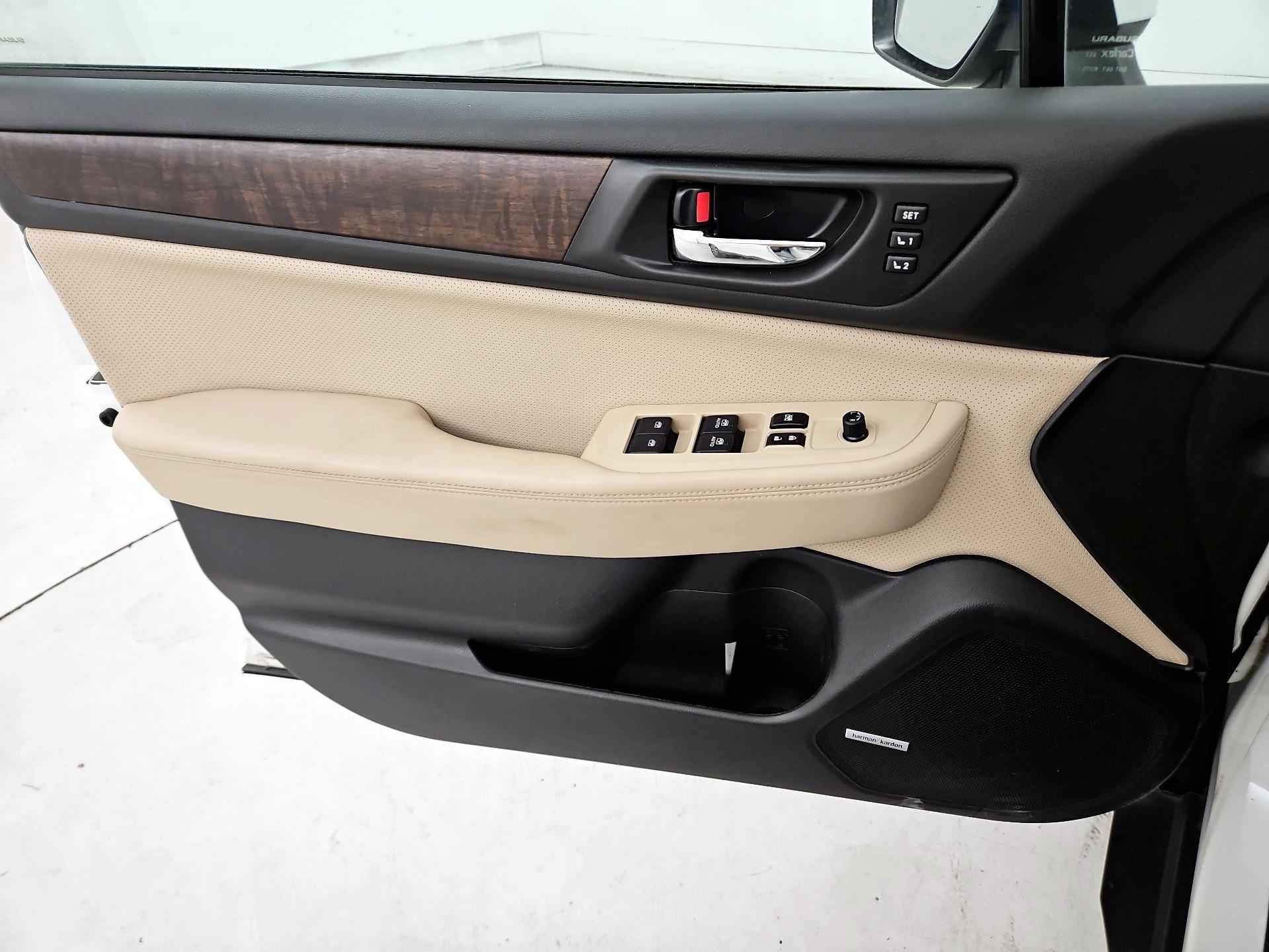 Thumbnail: 2016 Subaru Outback - 12