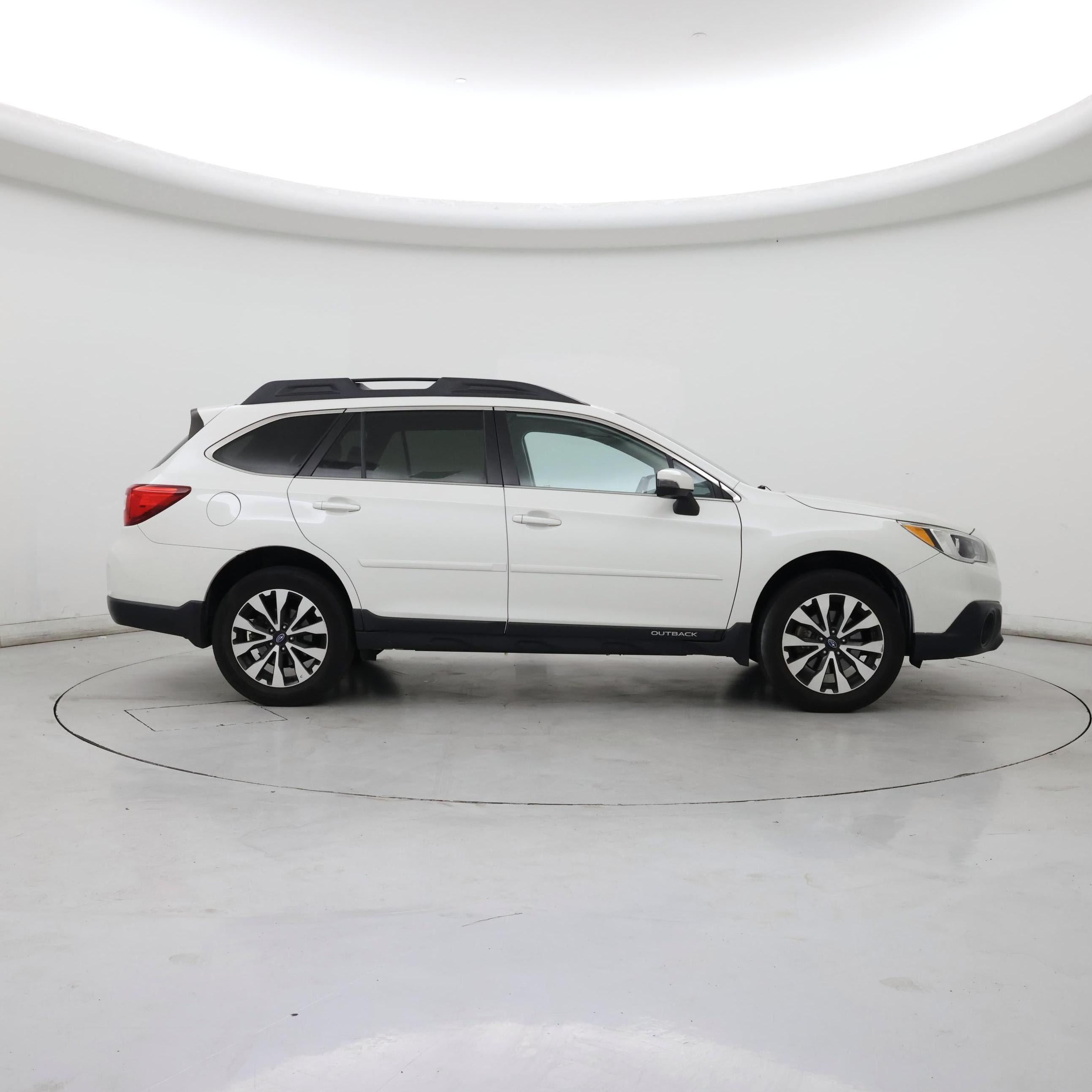 Thumbnail: 2016 Subaru Outback - 7