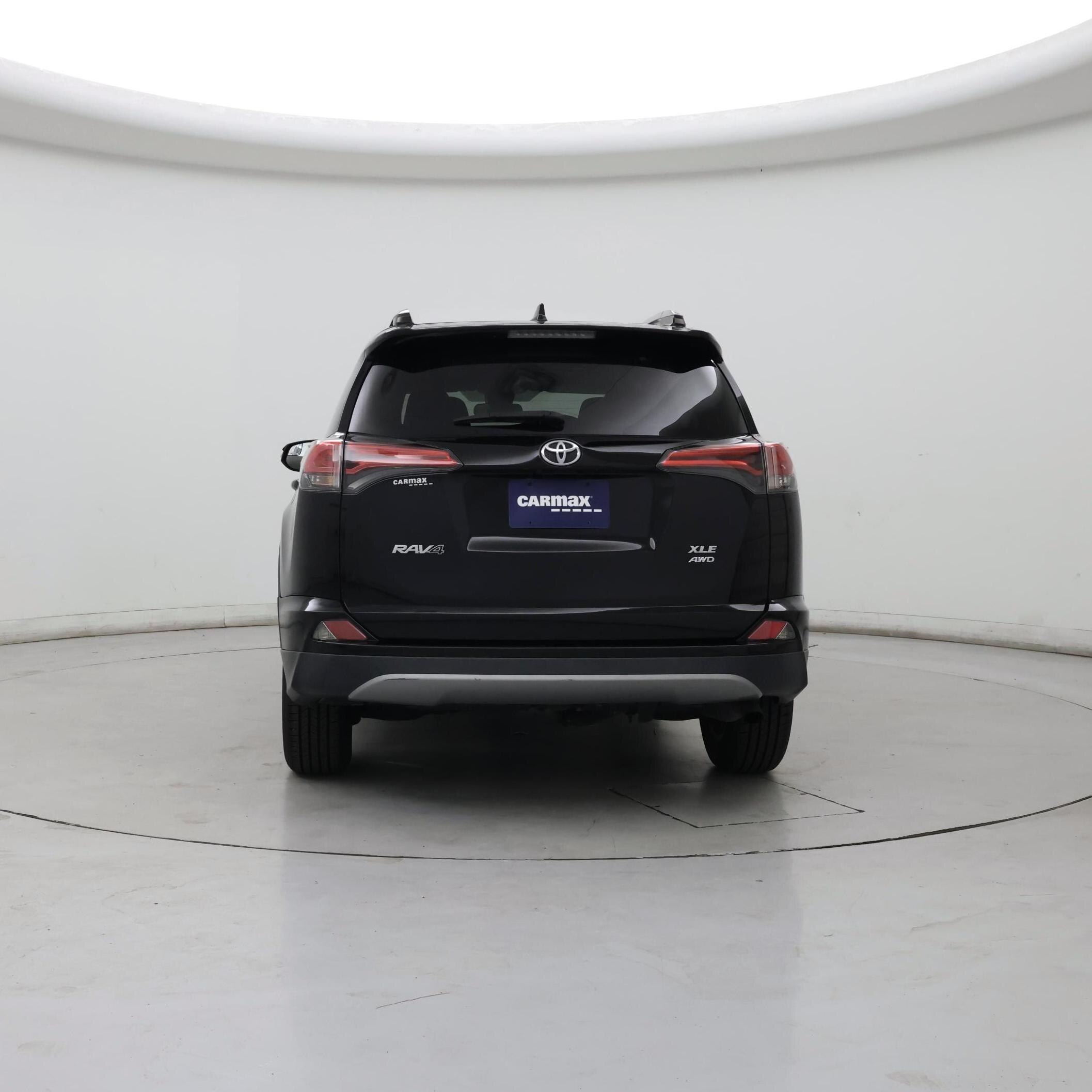 Thumbnail: 2017 Toyota RAV4 - 6