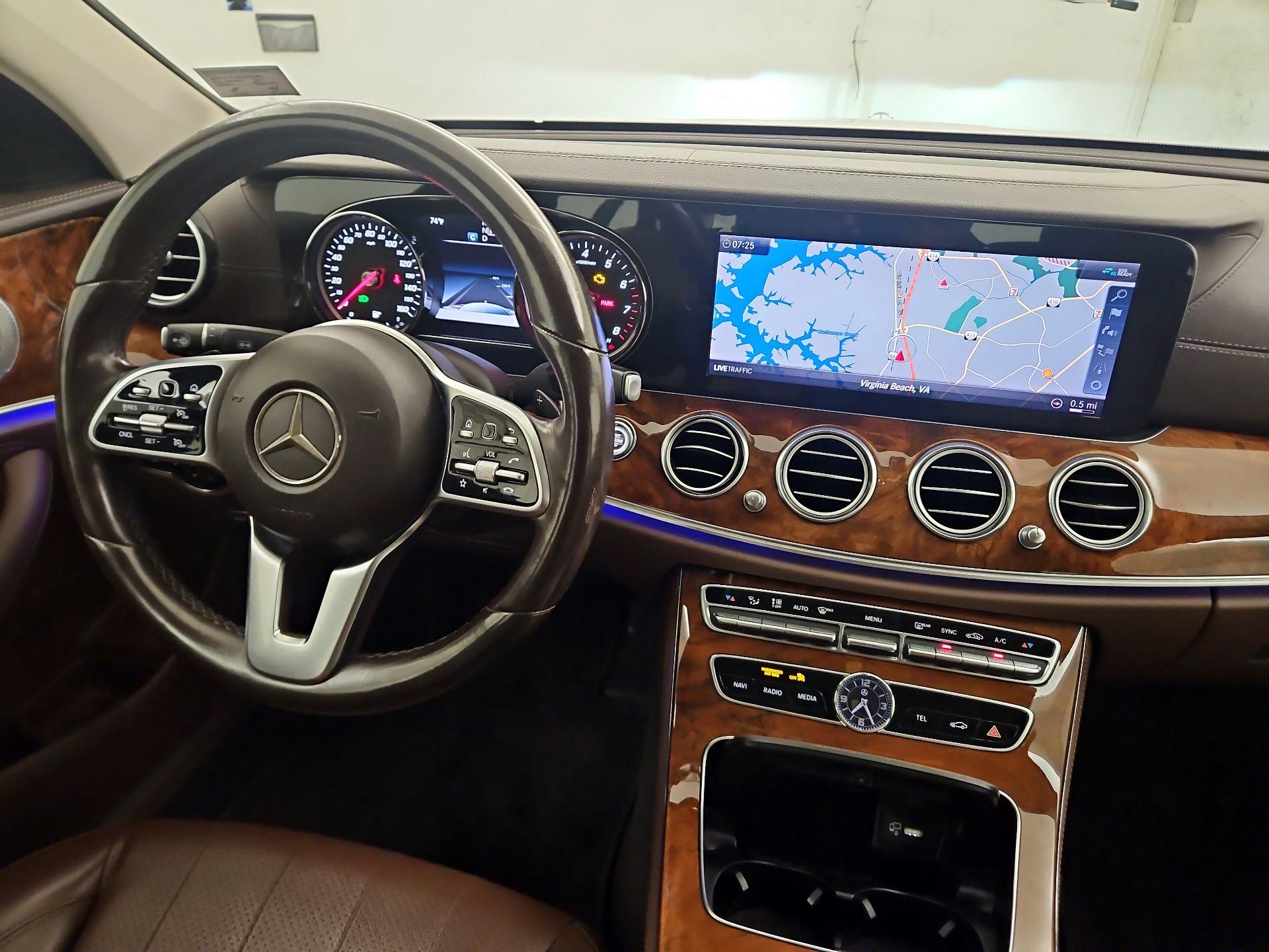 Thumbnail: 2019 Mercedes-Benz E-Class - 10