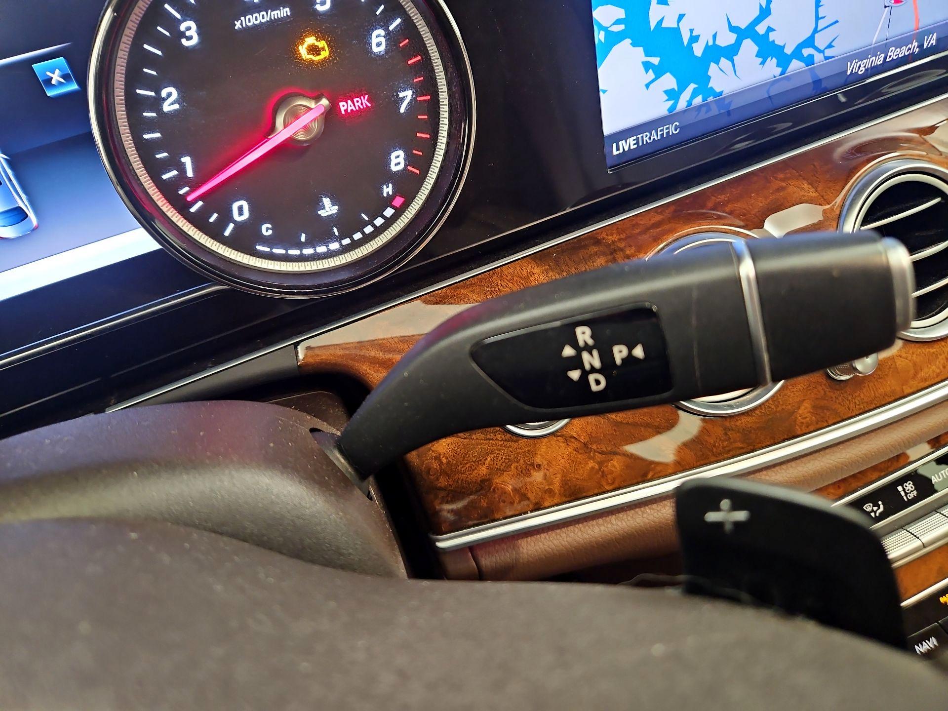 Thumbnail: 2019 Mercedes-Benz E-Class - 18