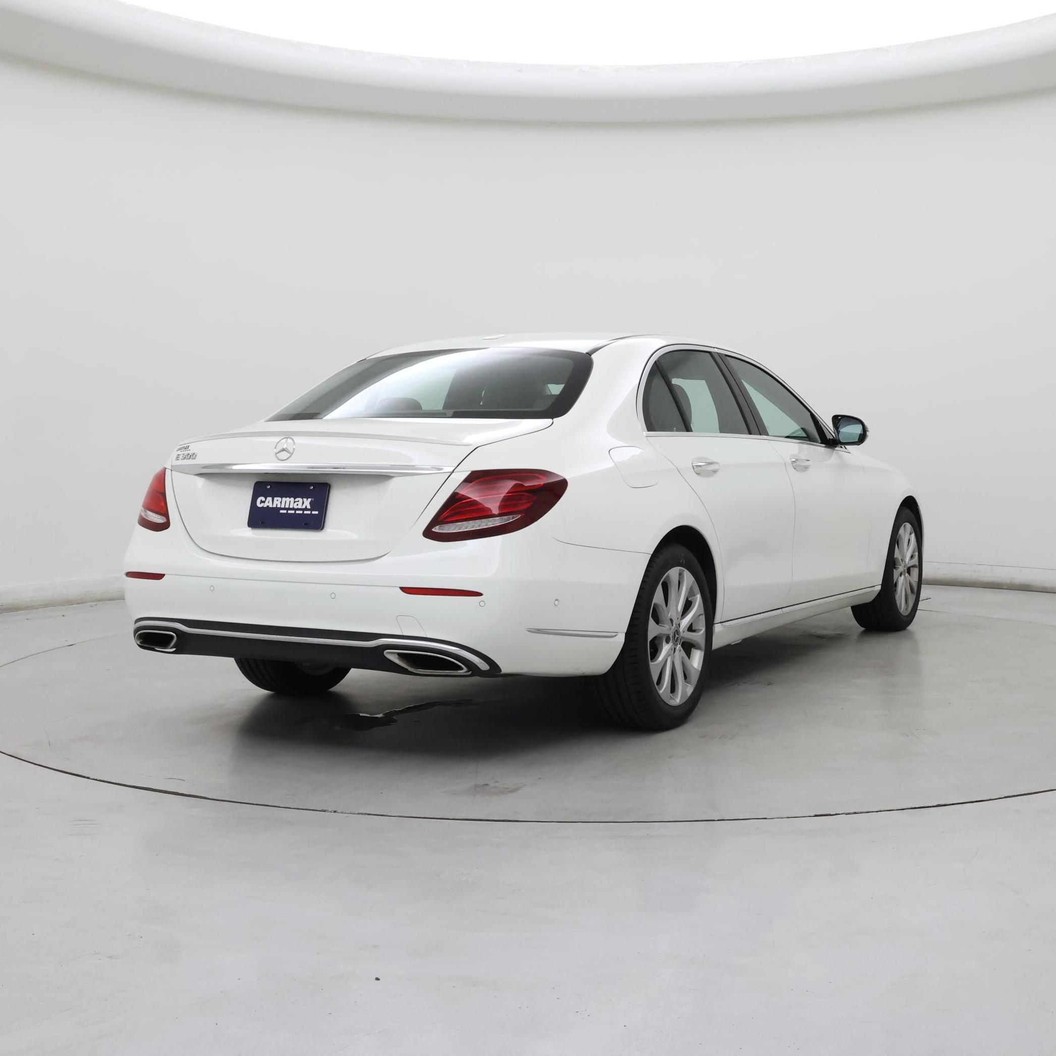 Thumbnail: 2019 Mercedes-Benz E-Class - 8