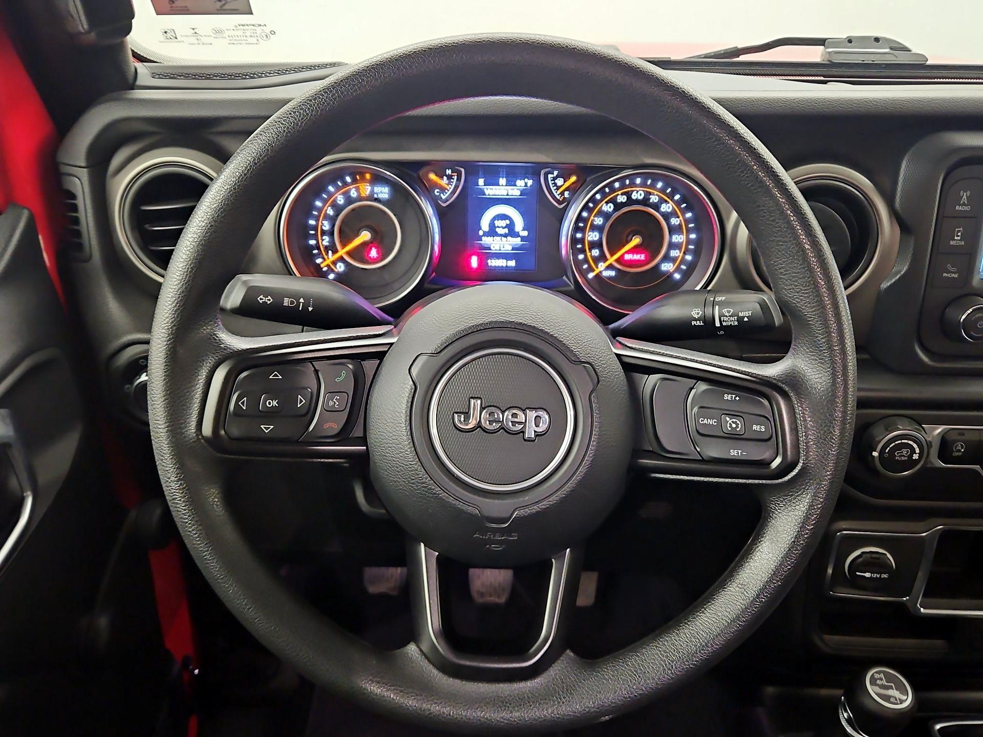Thumbnail: 2019 Jeep Wrangler - 10