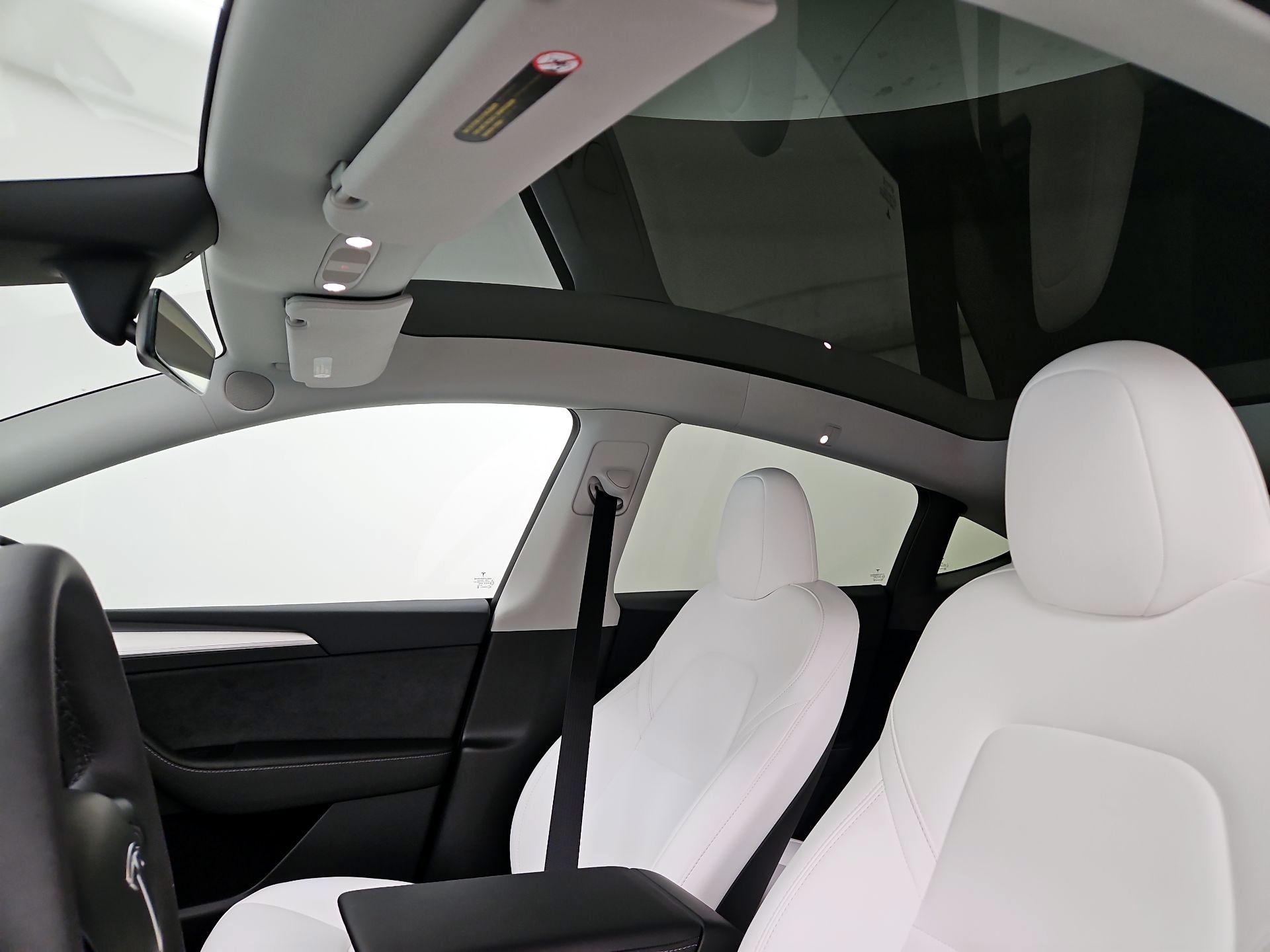 Thumbnail: 2023 Tesla Model Y - 18