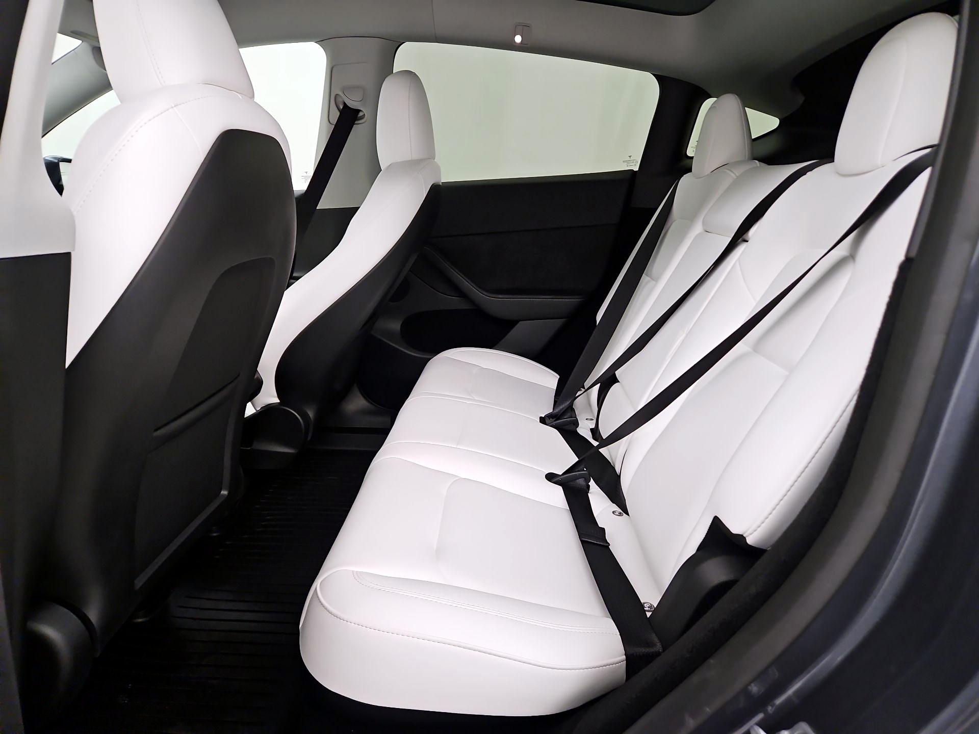 Thumbnail: 2023 Tesla Model Y - 19