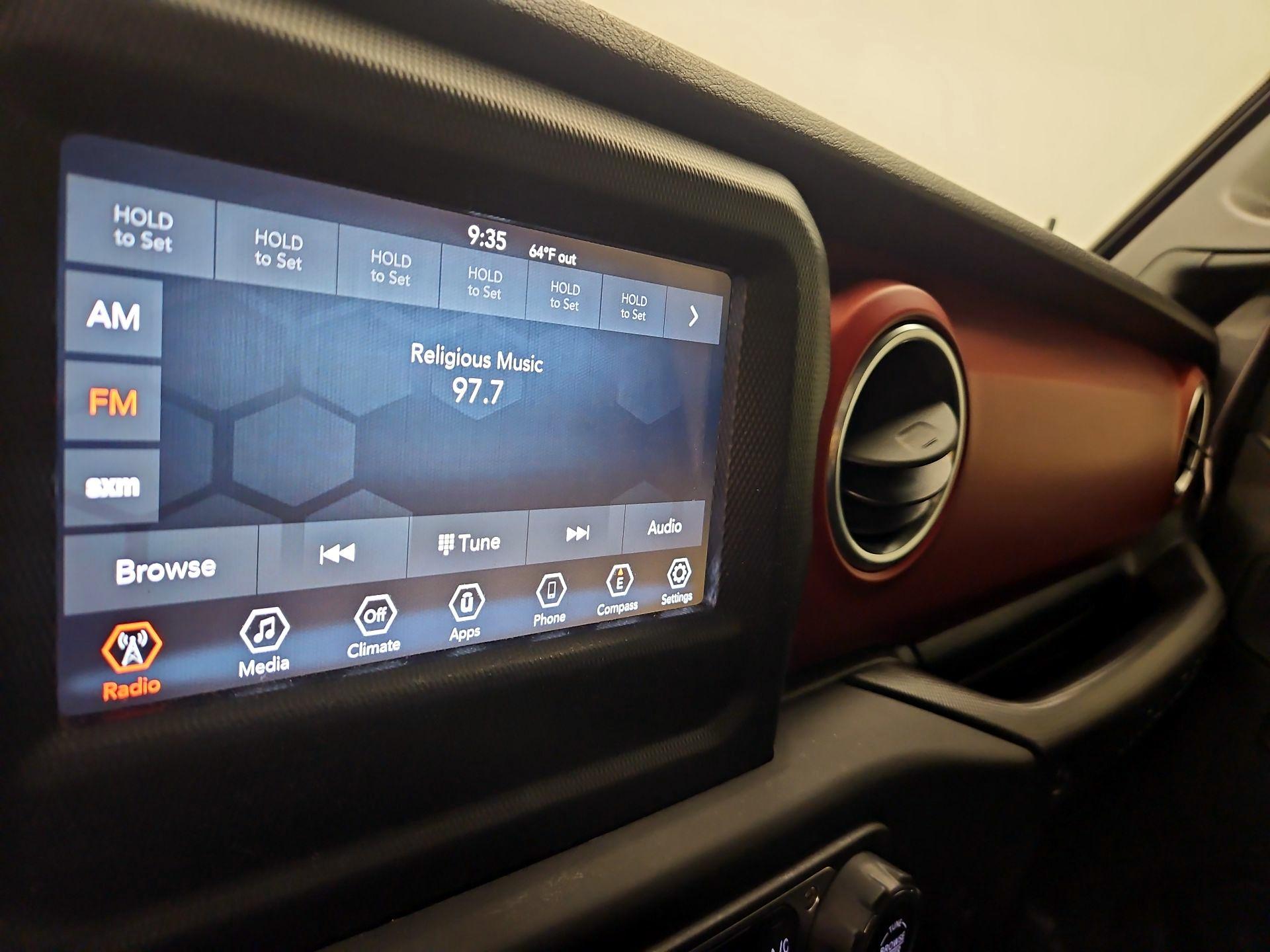 Thumbnail: 2020 Jeep Wrangler - 15