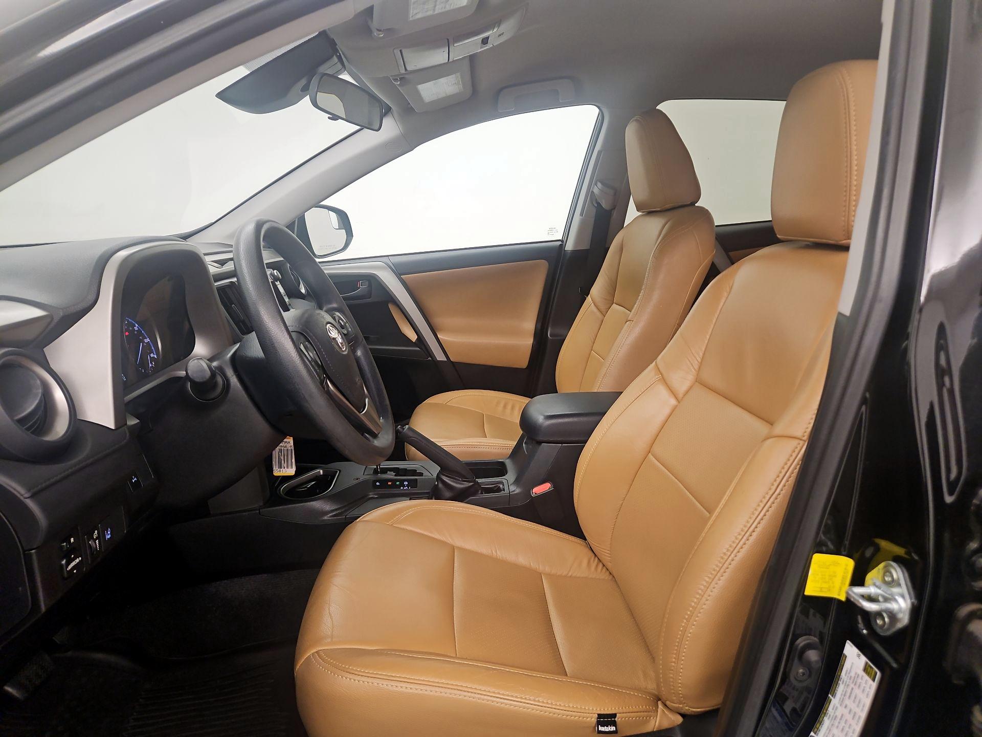 Thumbnail: 2017 Toyota RAV4 - 11