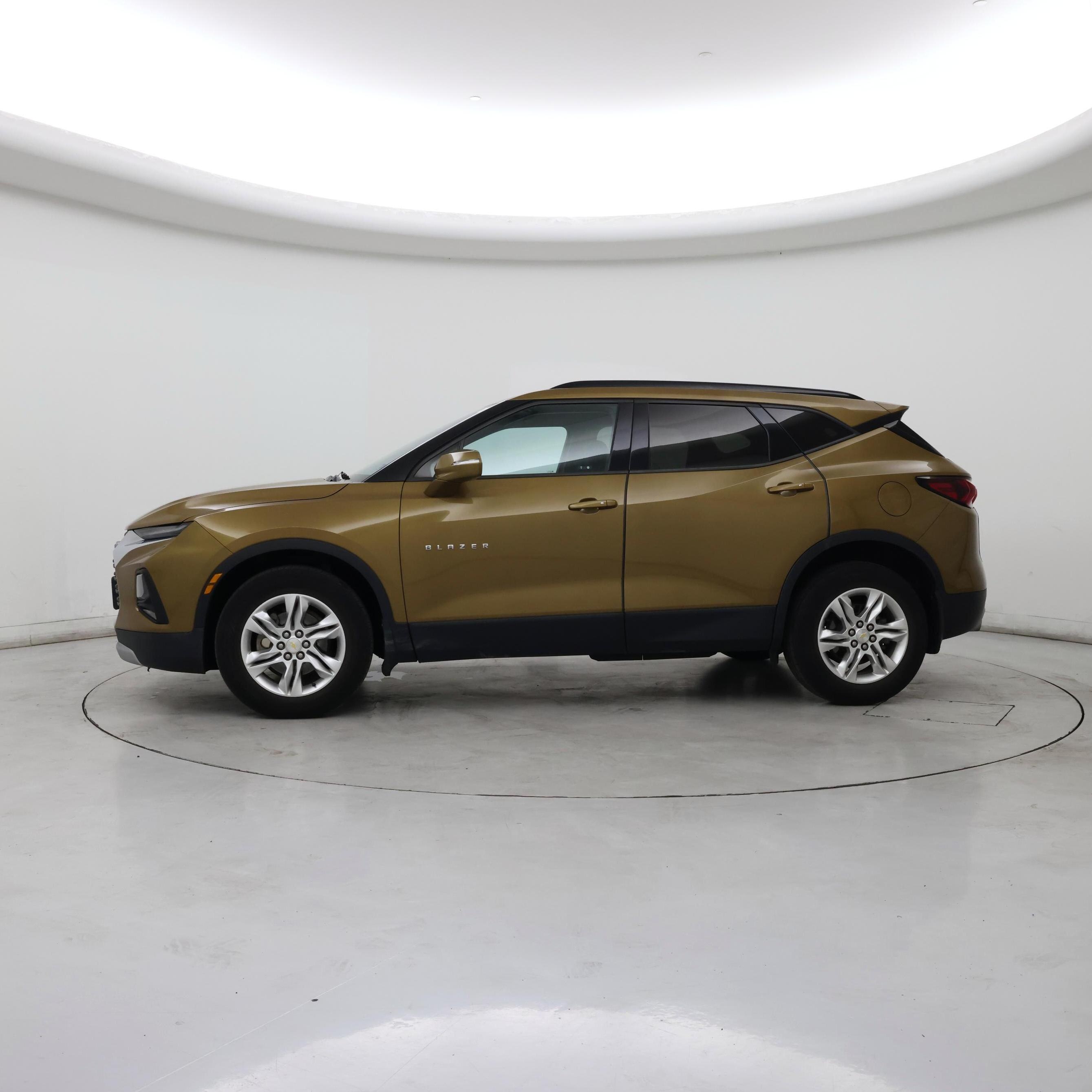 Thumbnail: 2020 Chevrolet Blazer - 3