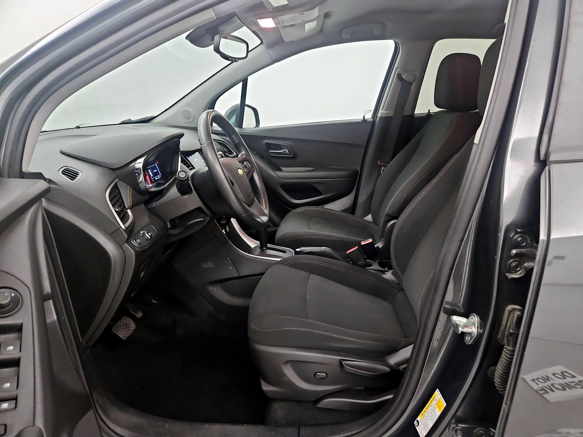 Thumbnail: 2020 Chevrolet Trax - 11
