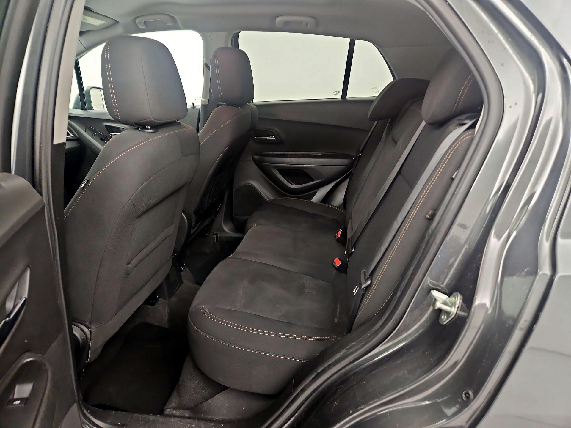 Thumbnail: 2020 Chevrolet Trax - 19