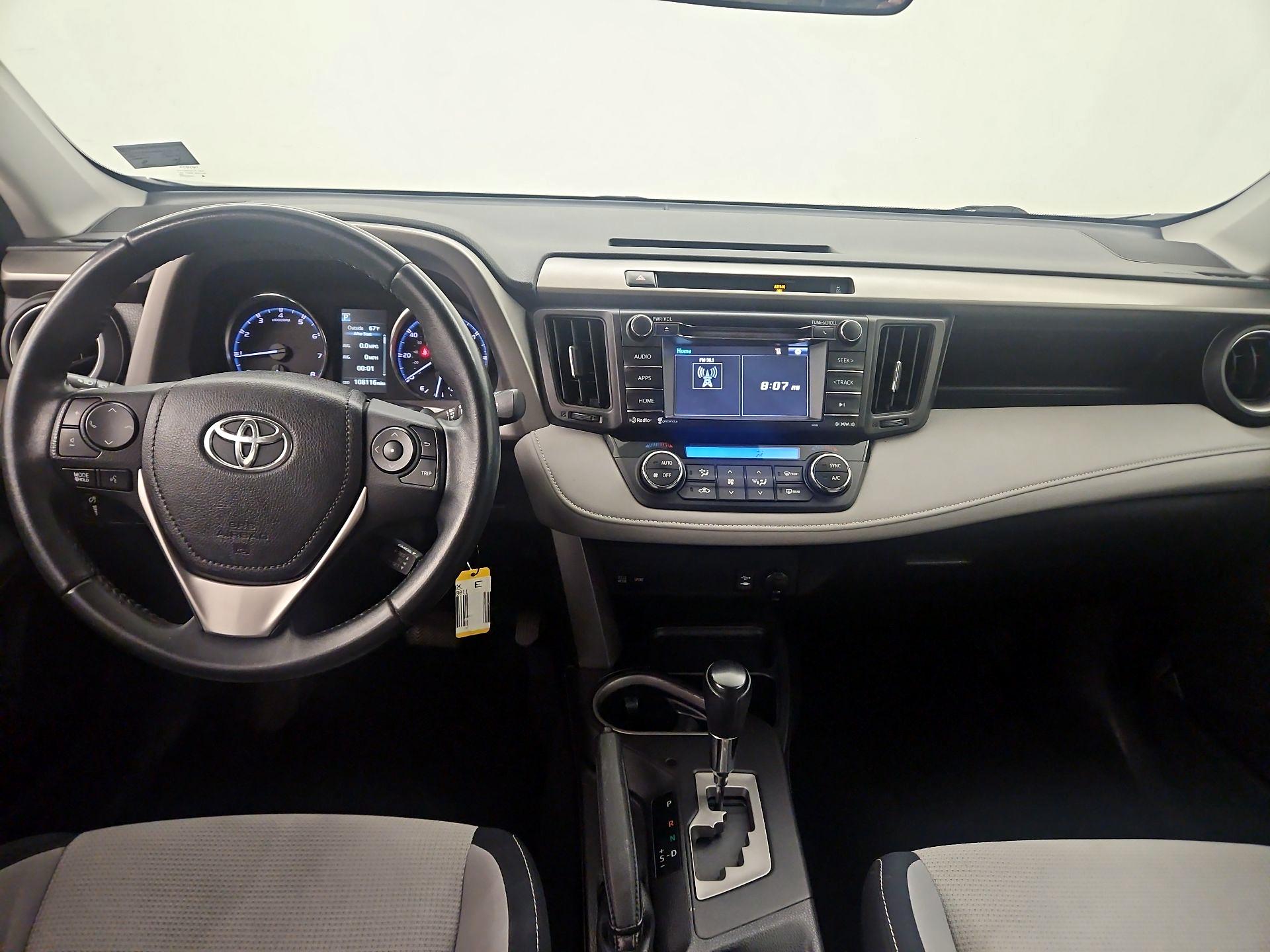 Thumbnail: 2016 Toyota RAV4 - 9