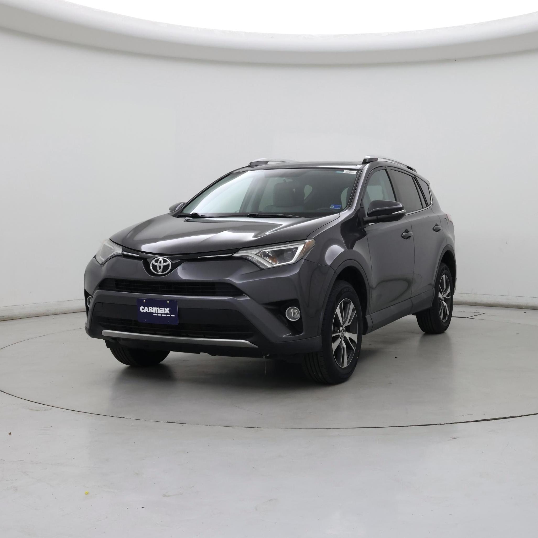 Thumbnail: 2016 Toyota RAV4 - 4