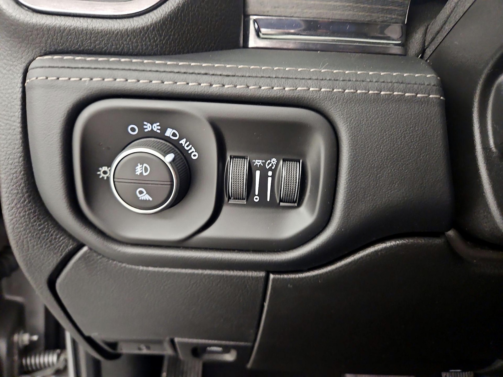 2022 RAM Ram 3500 Pickup Limited - Photo 14