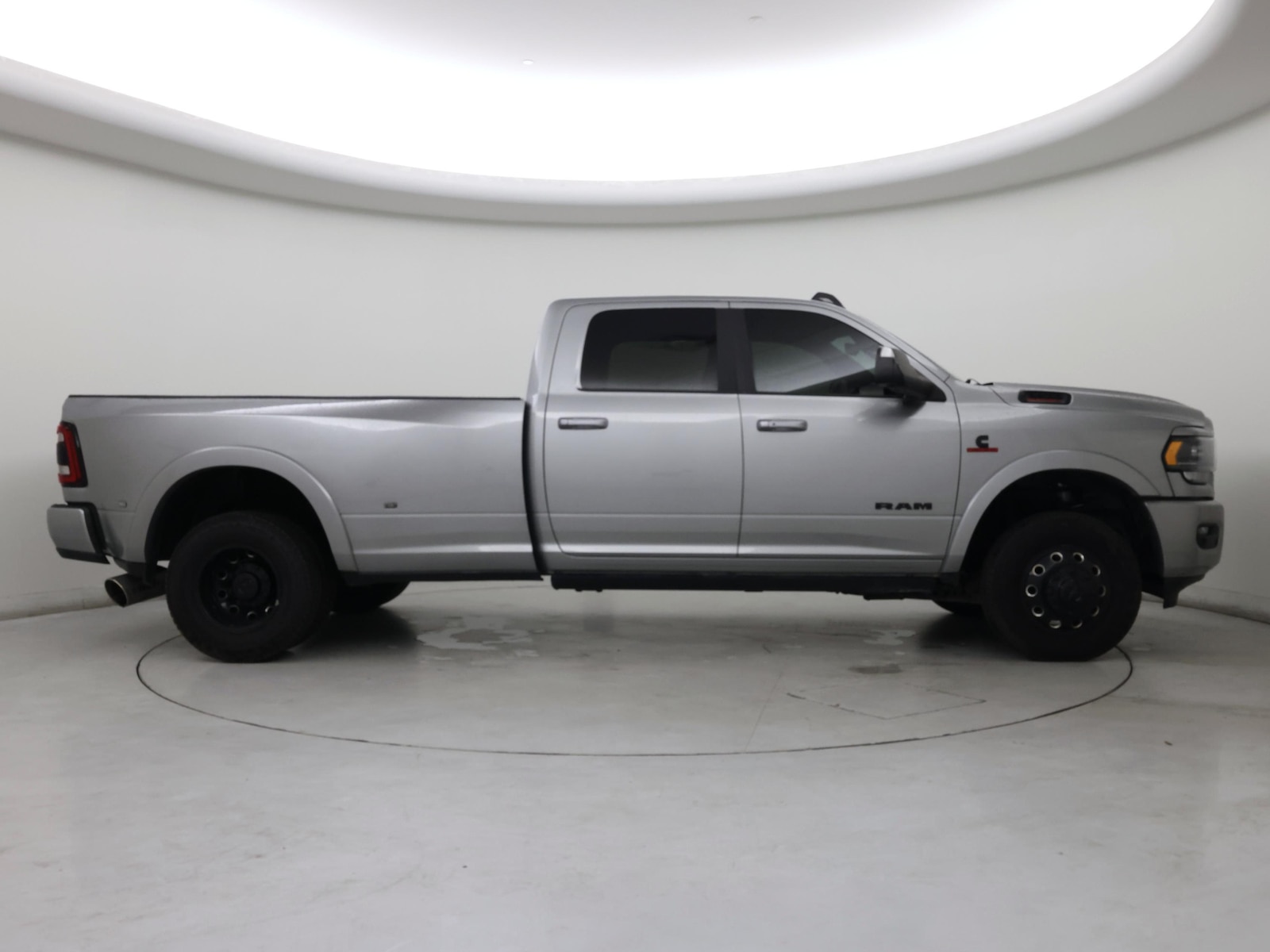 2022 RAM Ram 3500 Pickup Limited - Photo 8