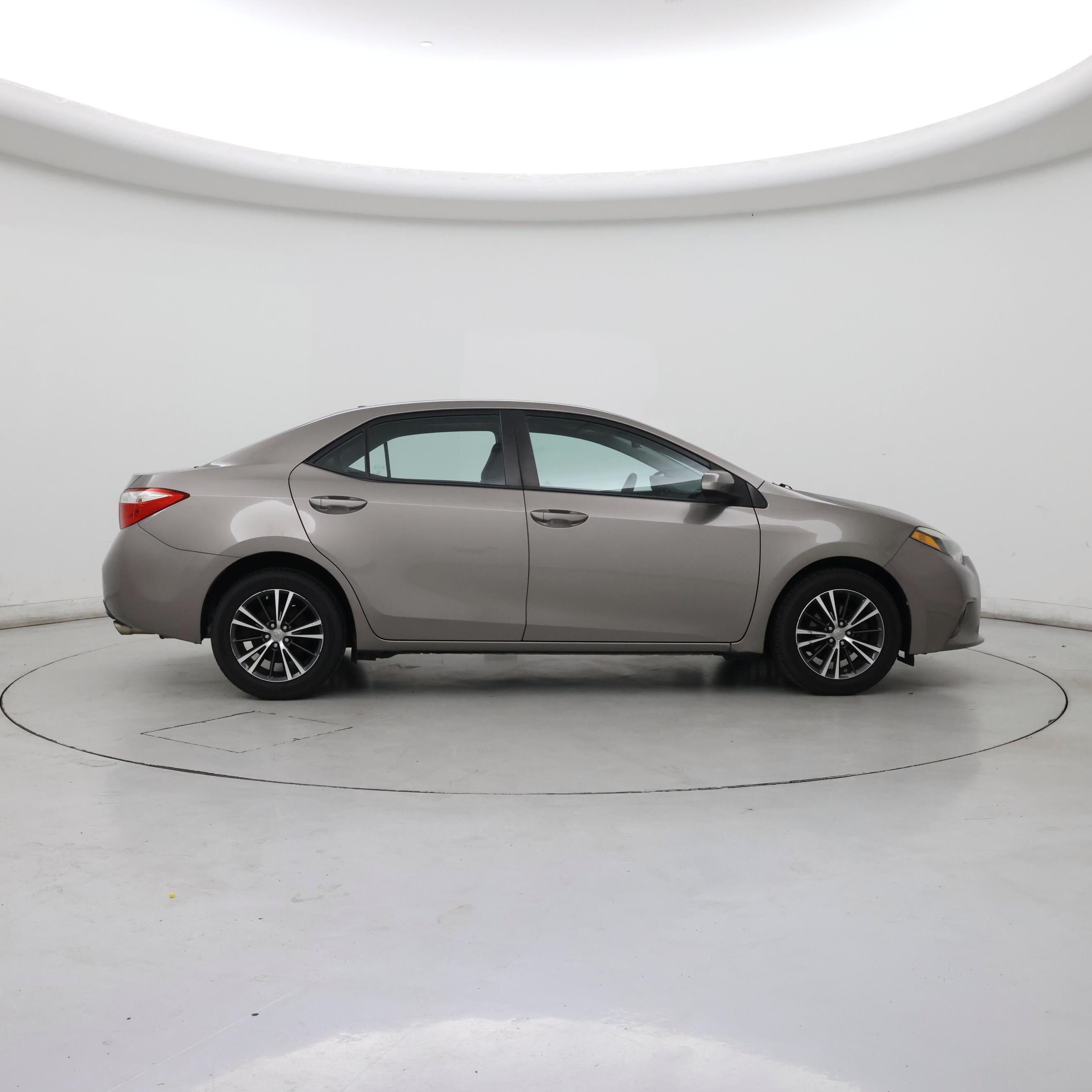 Thumbnail: 2016 Toyota Corolla - 7