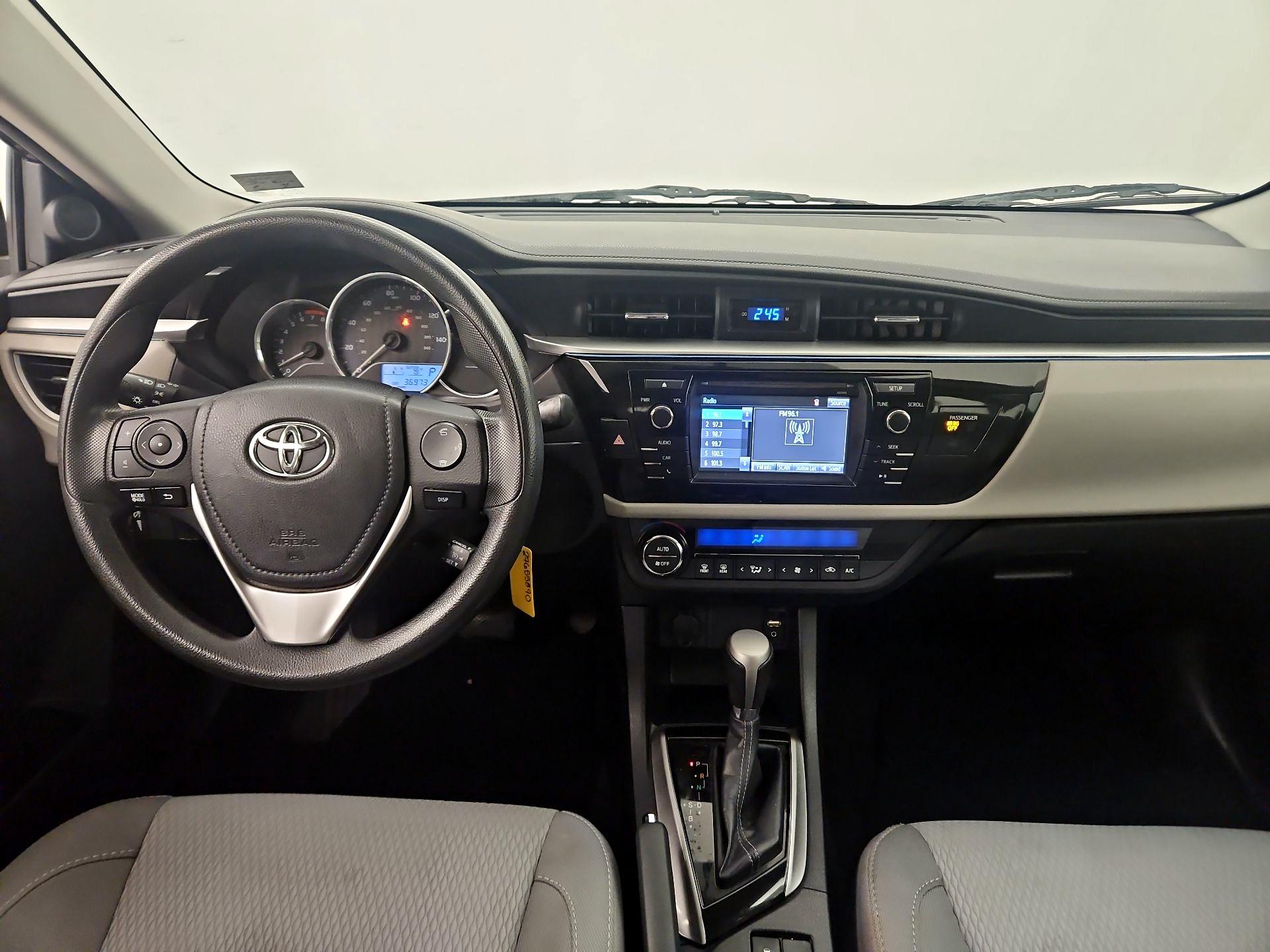 Thumbnail: 2015 Toyota Corolla - 9