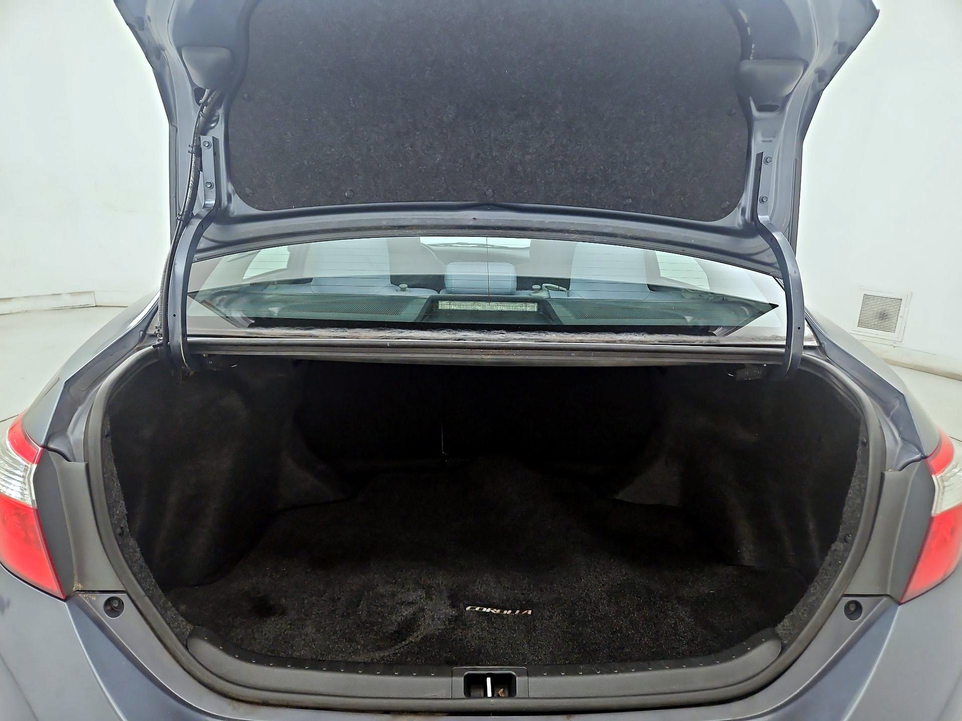 Thumbnail: 2015 Toyota Corolla - 20