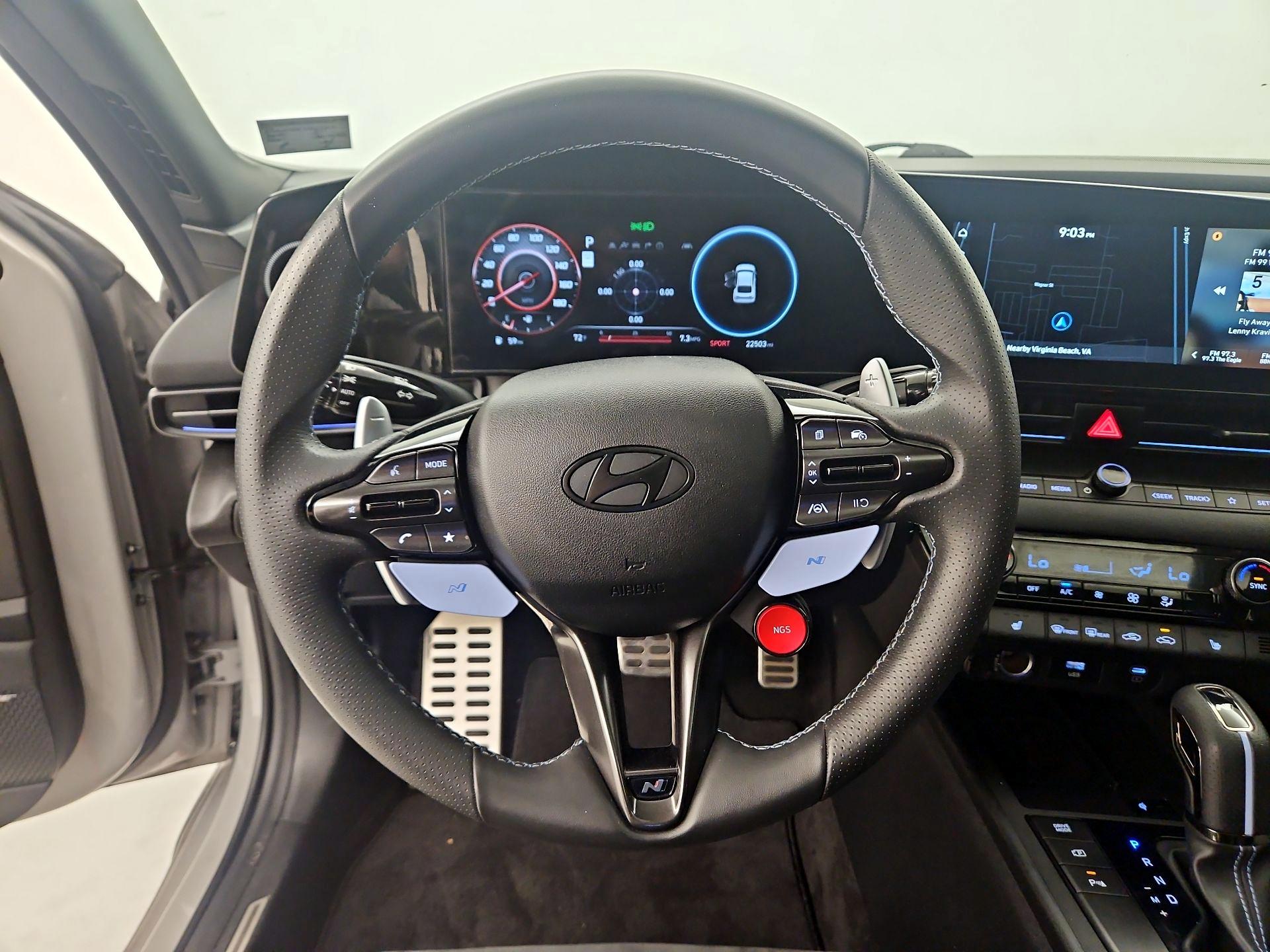Thumbnail: 2025 Hyundai Elantra - 10