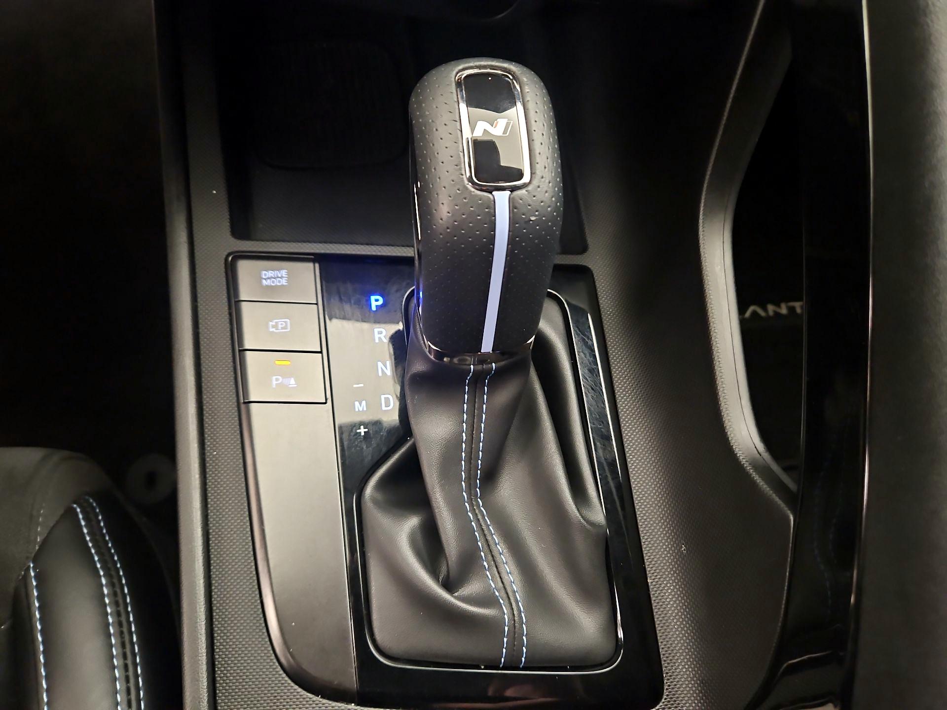 Thumbnail: 2025 Hyundai Elantra - 18
