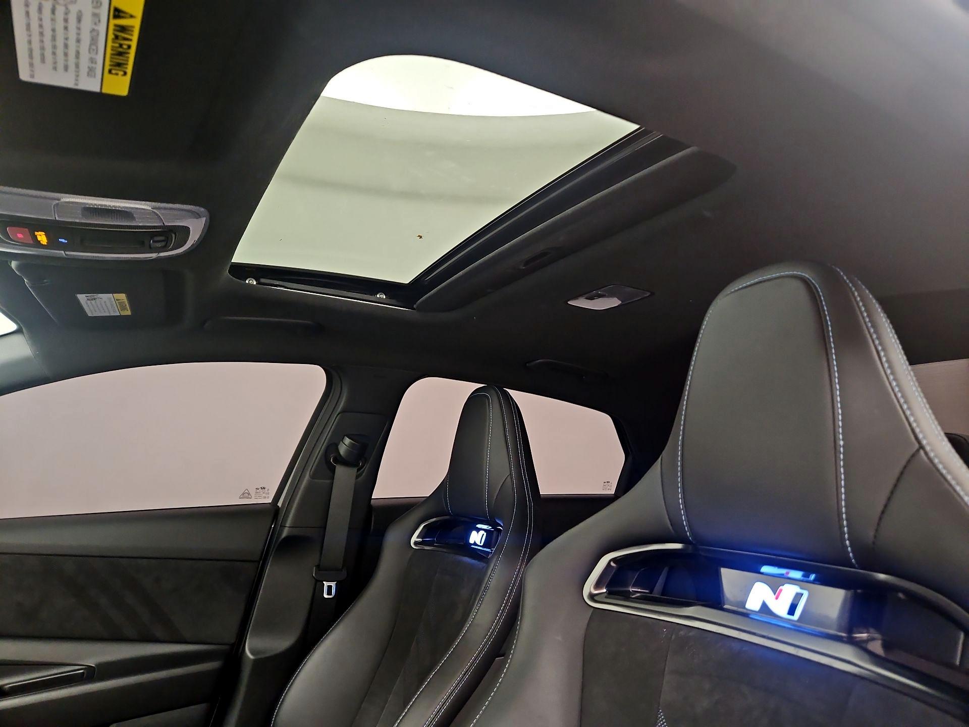 Thumbnail: 2025 Hyundai Elantra - 20