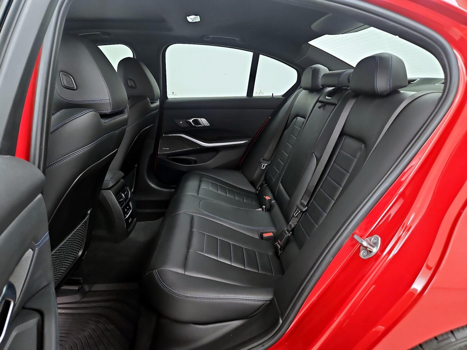 2023 BMW 3 Series M340i - Photo 22