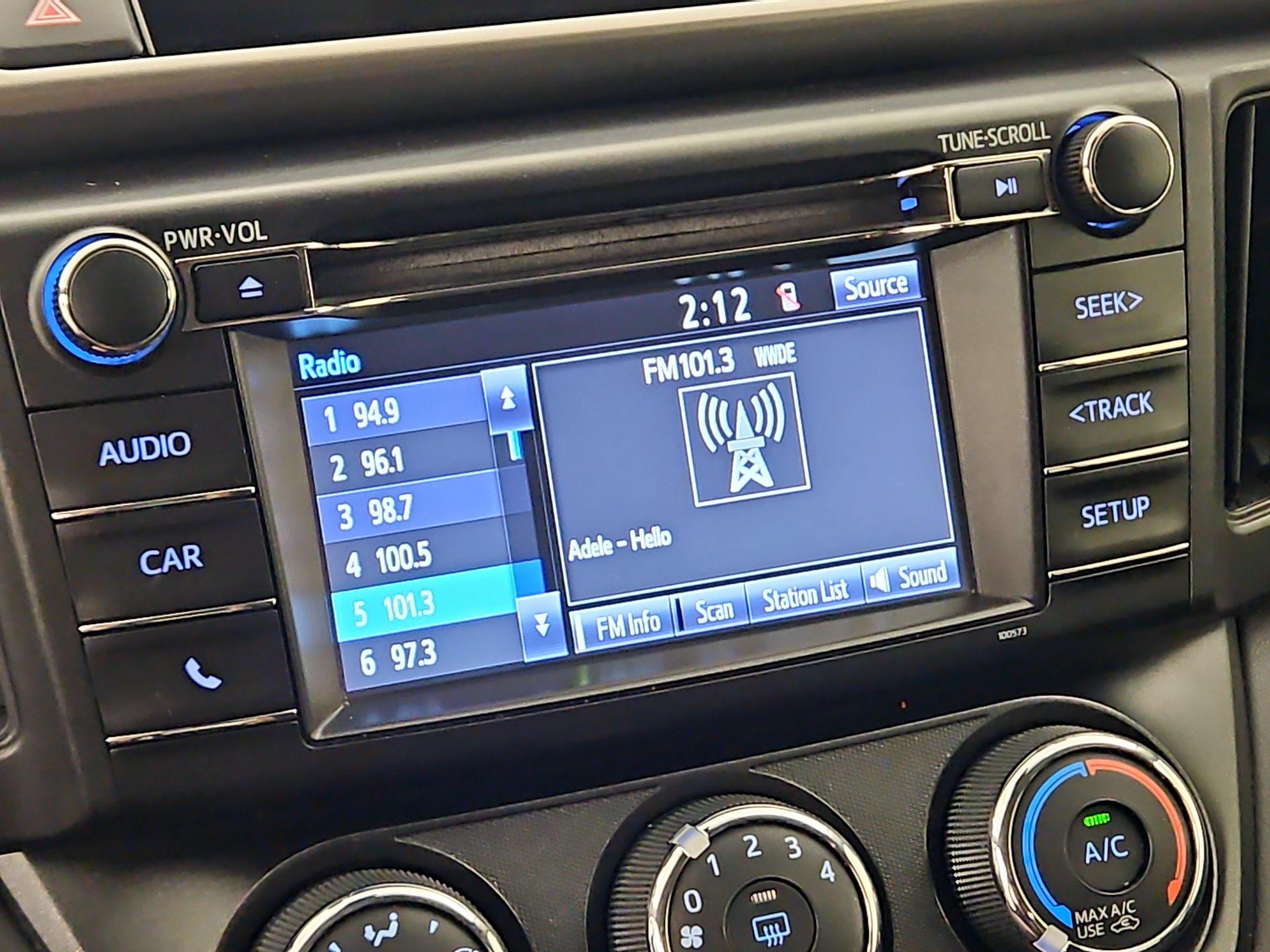Thumbnail: 2017 Toyota RAV4 - 15