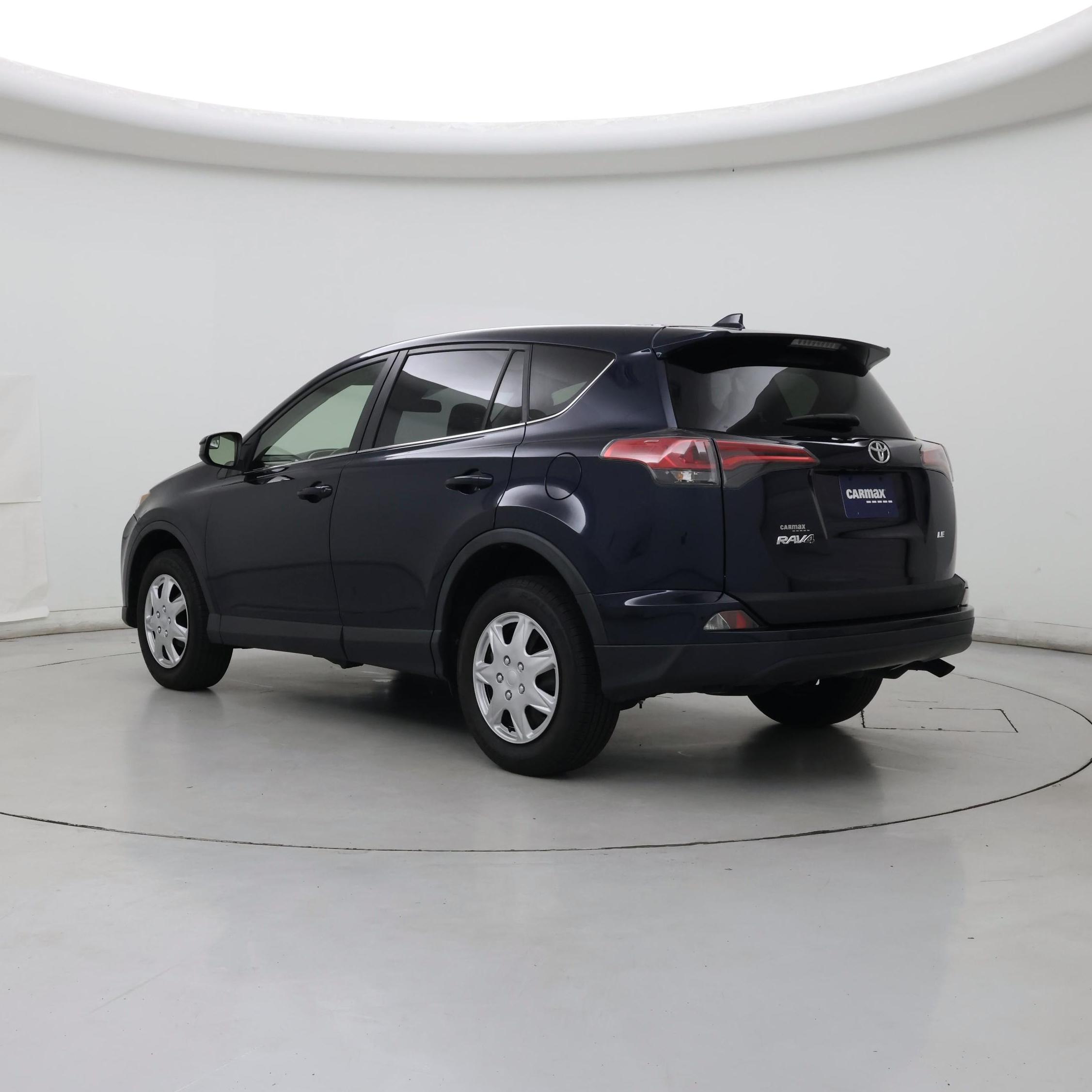 Thumbnail: 2017 Toyota RAV4 - 2