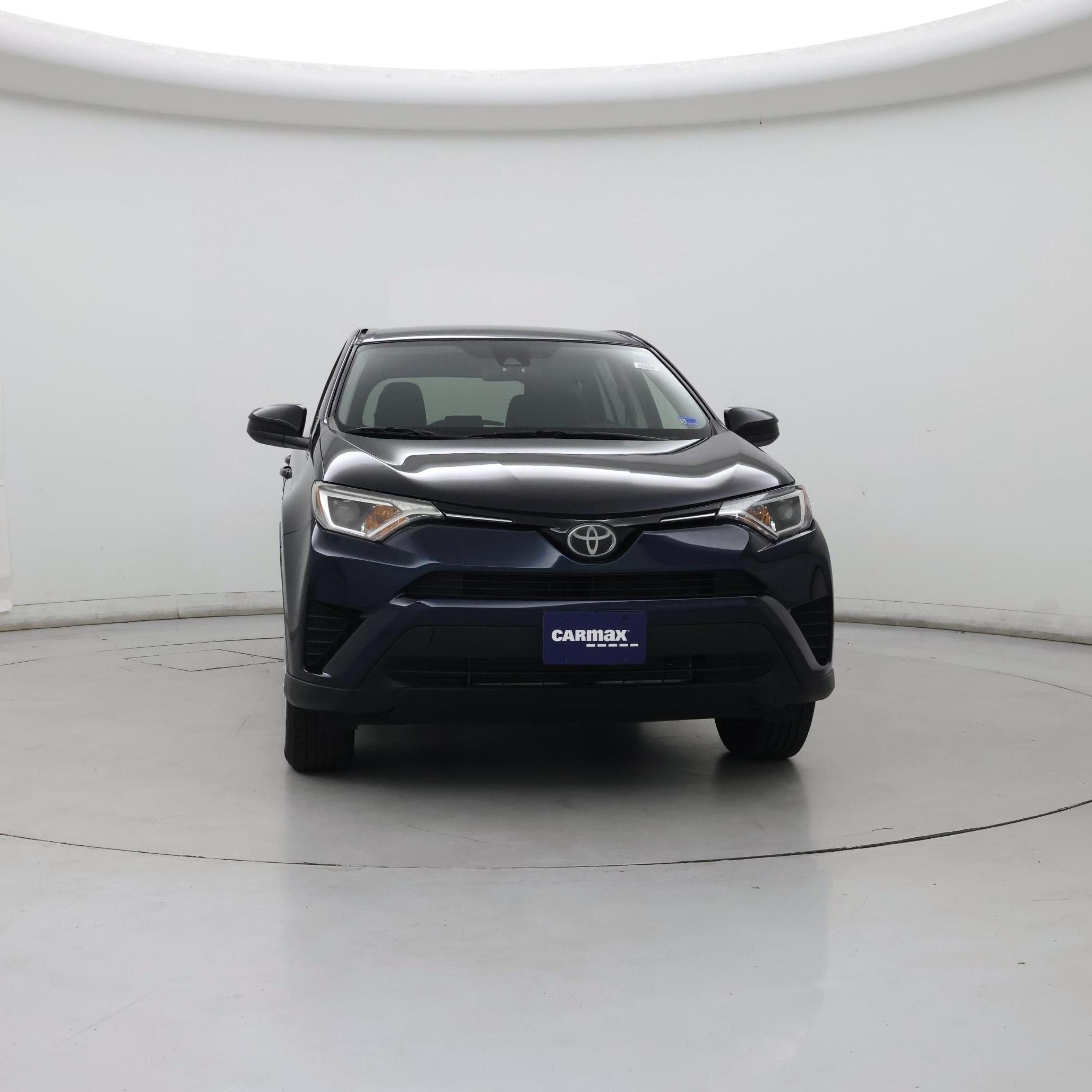 Thumbnail: 2017 Toyota RAV4 - 5