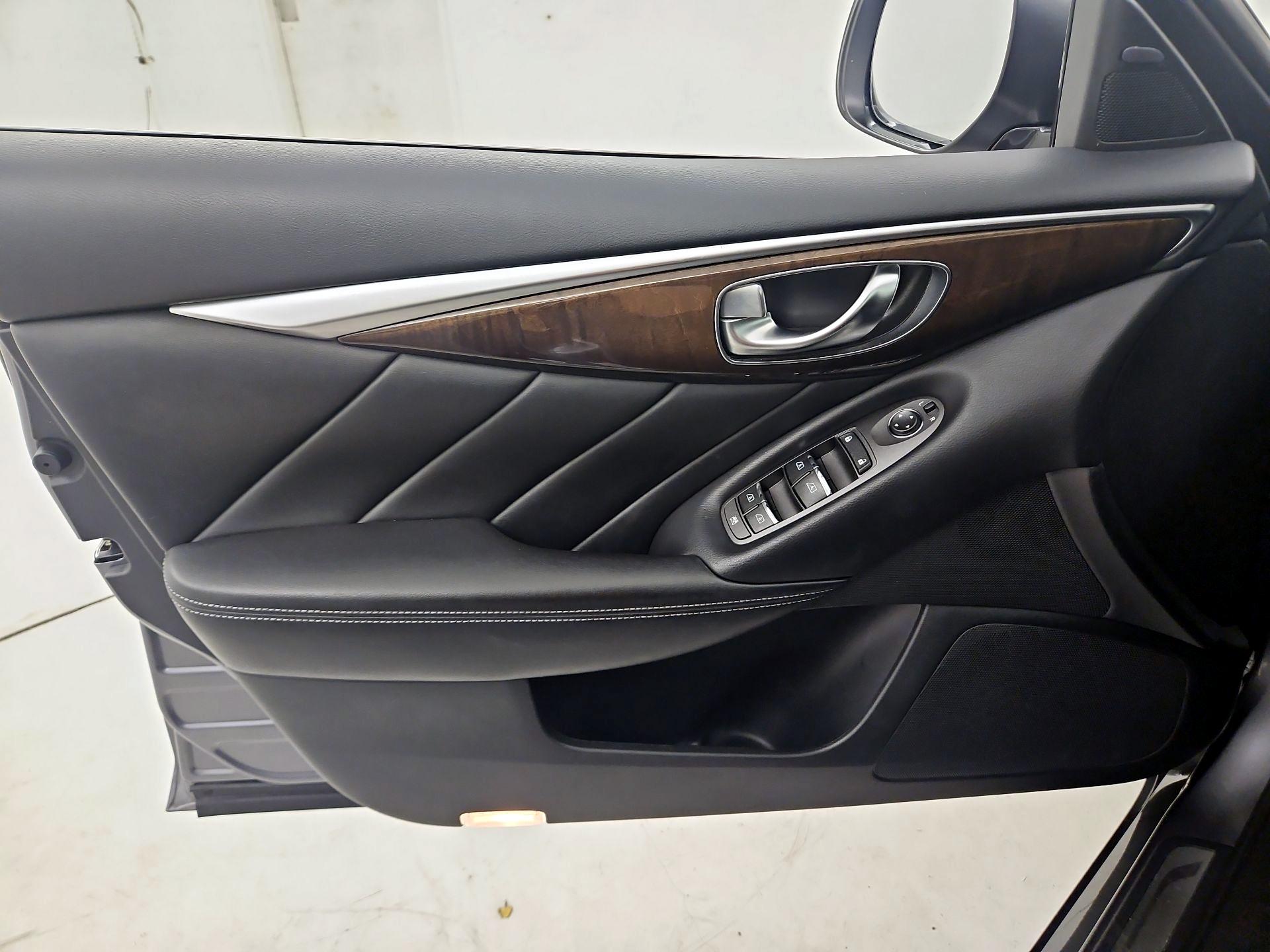 Thumbnail: 2019 INFINITI Q50 - 12