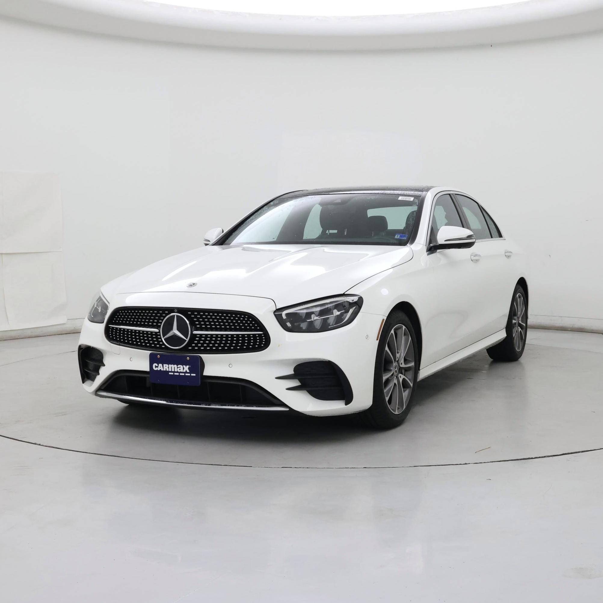 Thumbnail: 2023 Mercedes-Benz E-Class - 4
