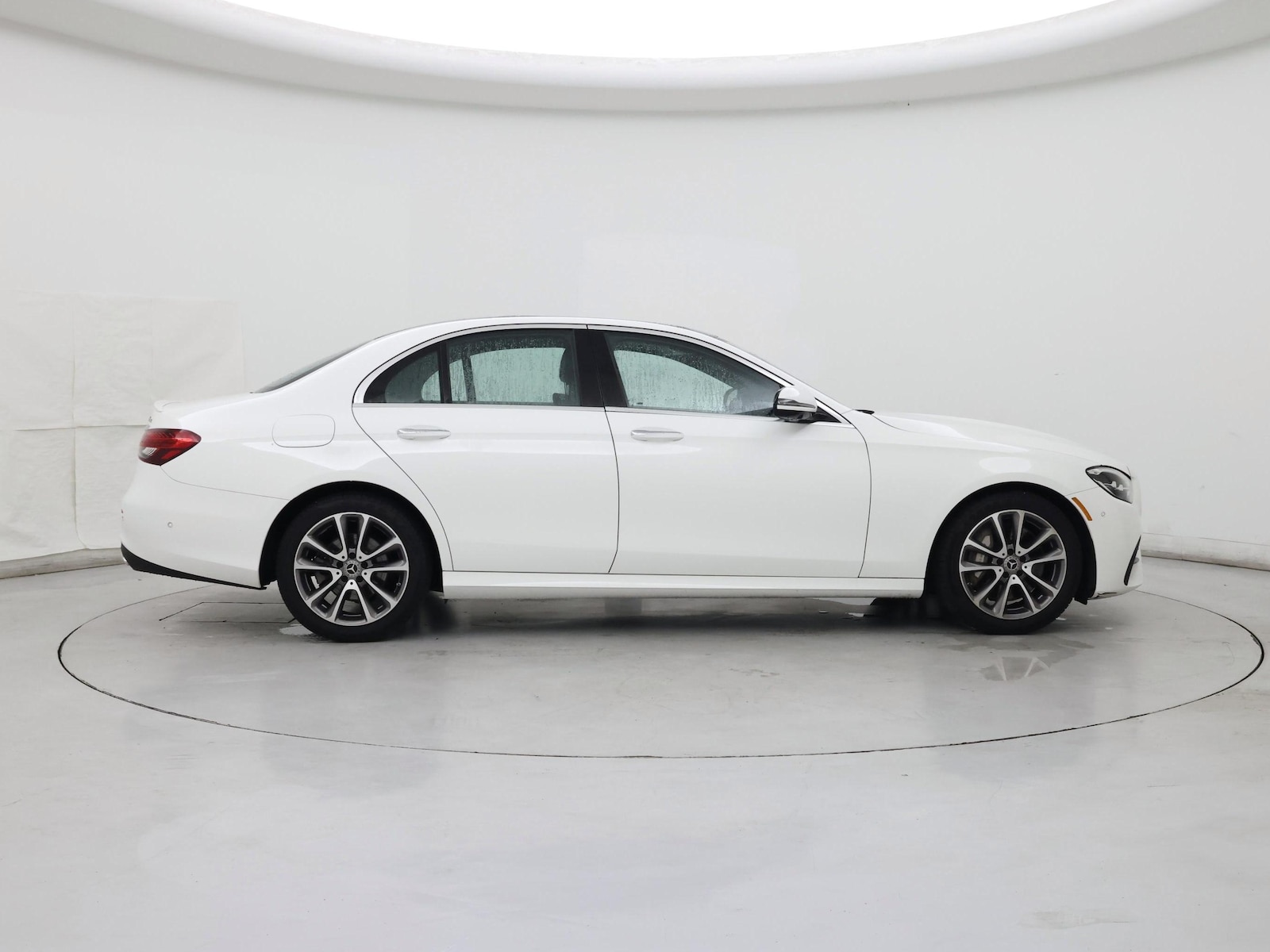 2023 Mercedes-Benz E-Class E350 - Photo 8