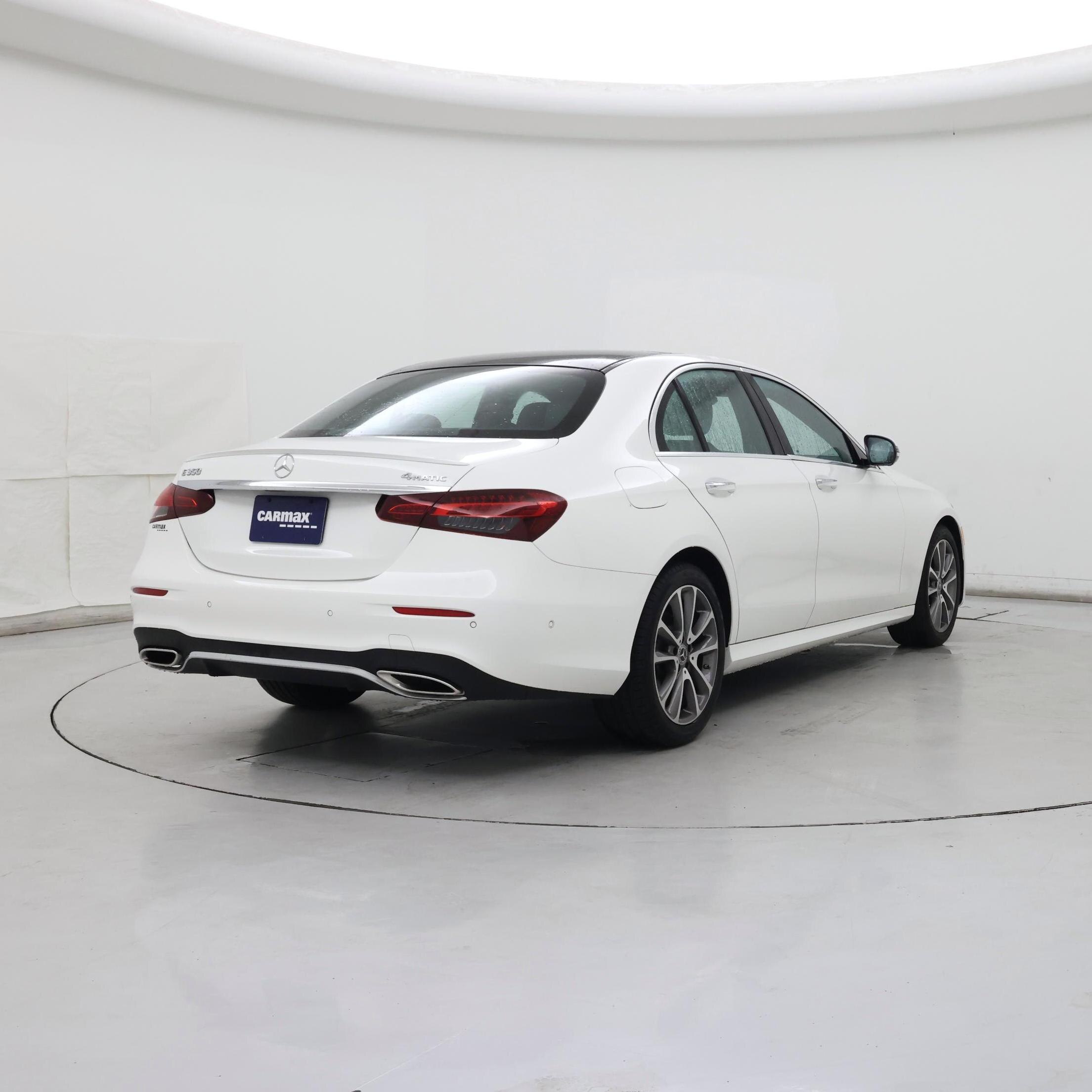 Thumbnail: 2023 Mercedes-Benz E-Class - 8