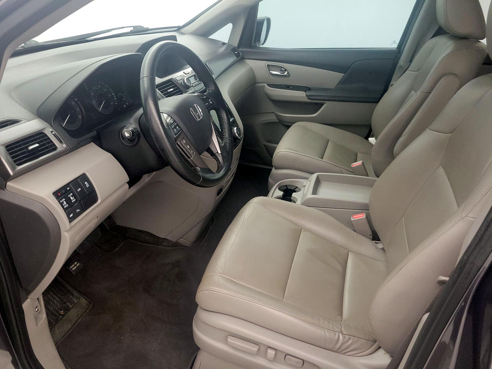 Thumbnail: 2015 Honda Odyssey - 11