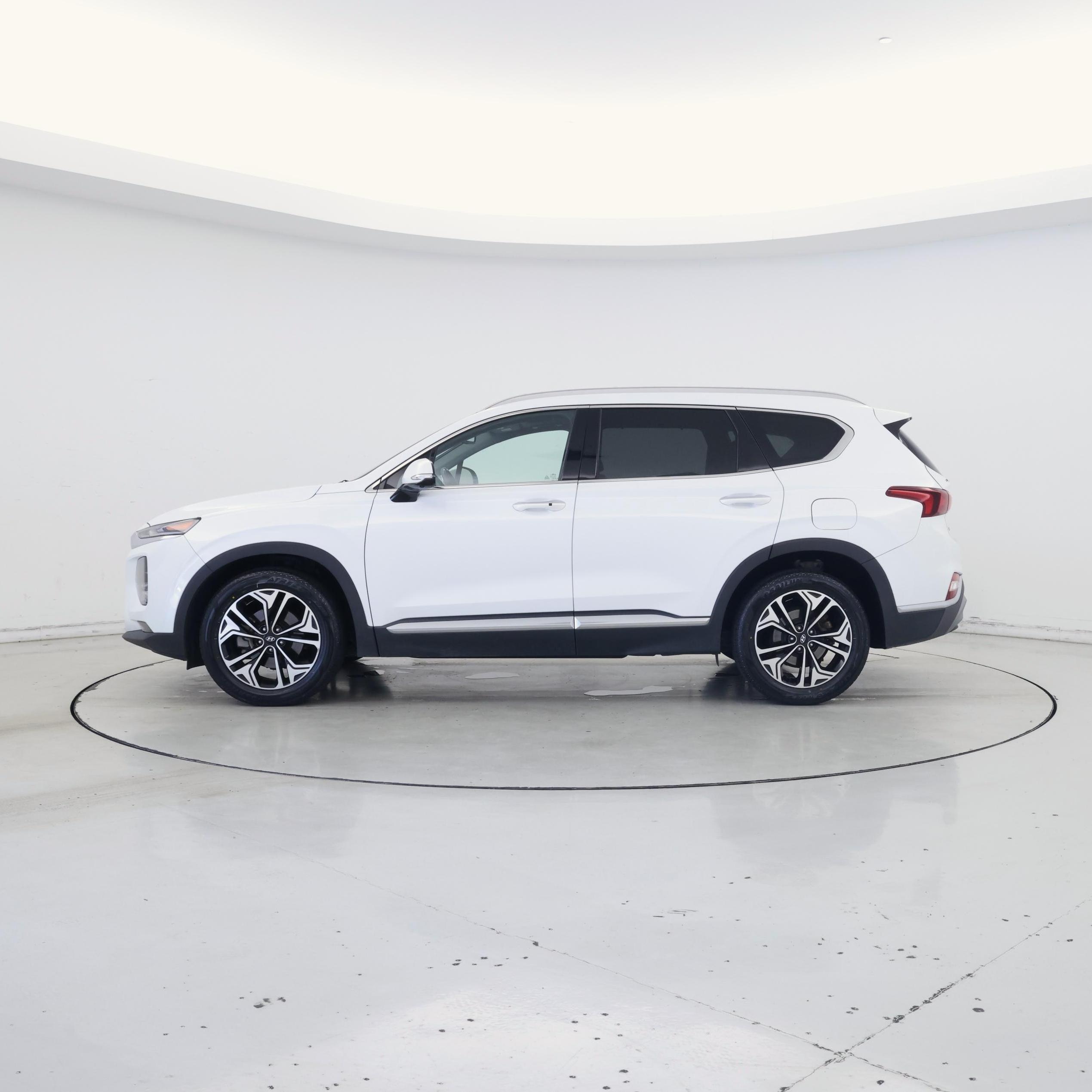 Thumbnail: 2019 Hyundai Santa Fe - 3