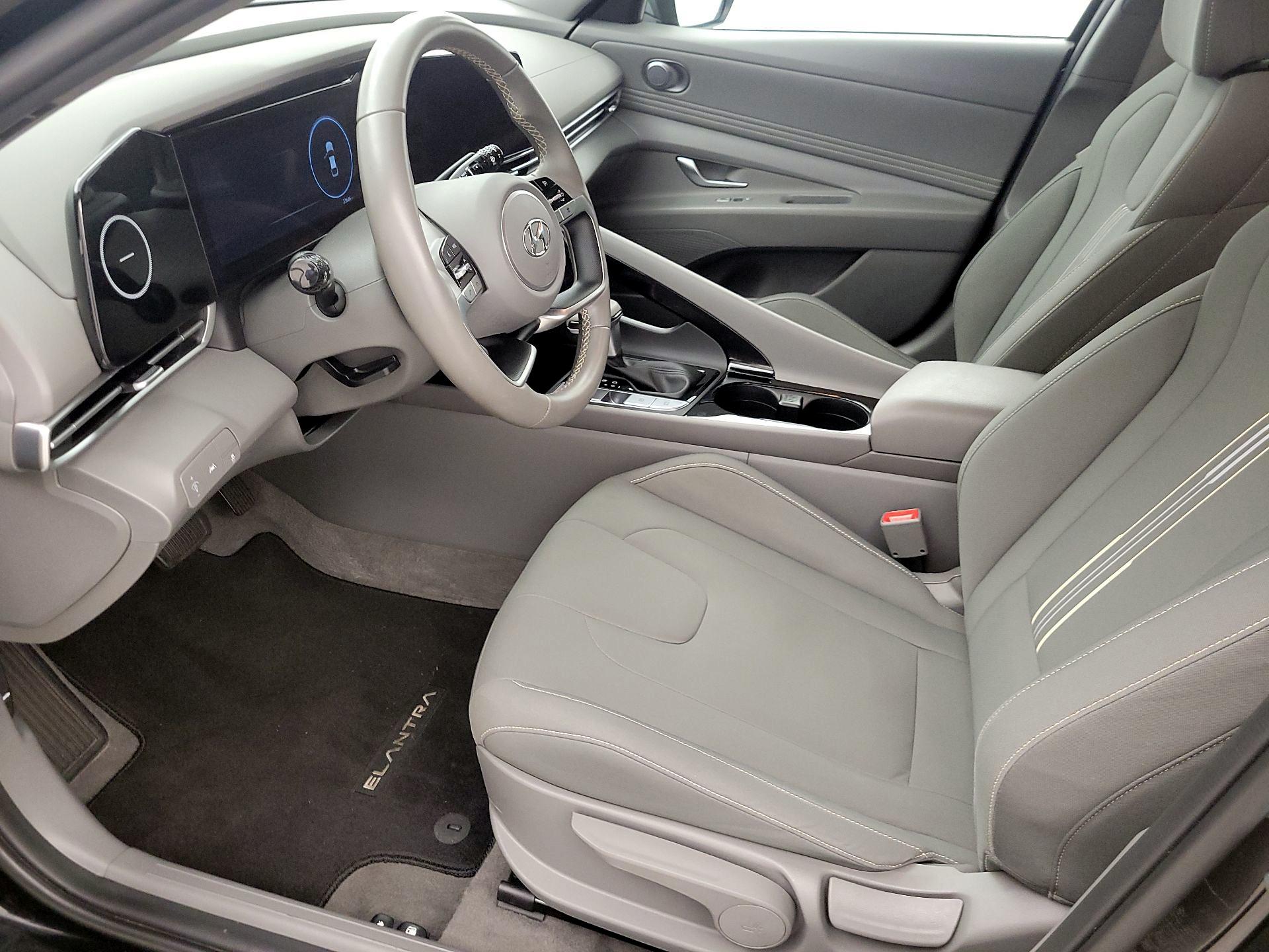 Thumbnail: 2023 Hyundai Elantra - 11