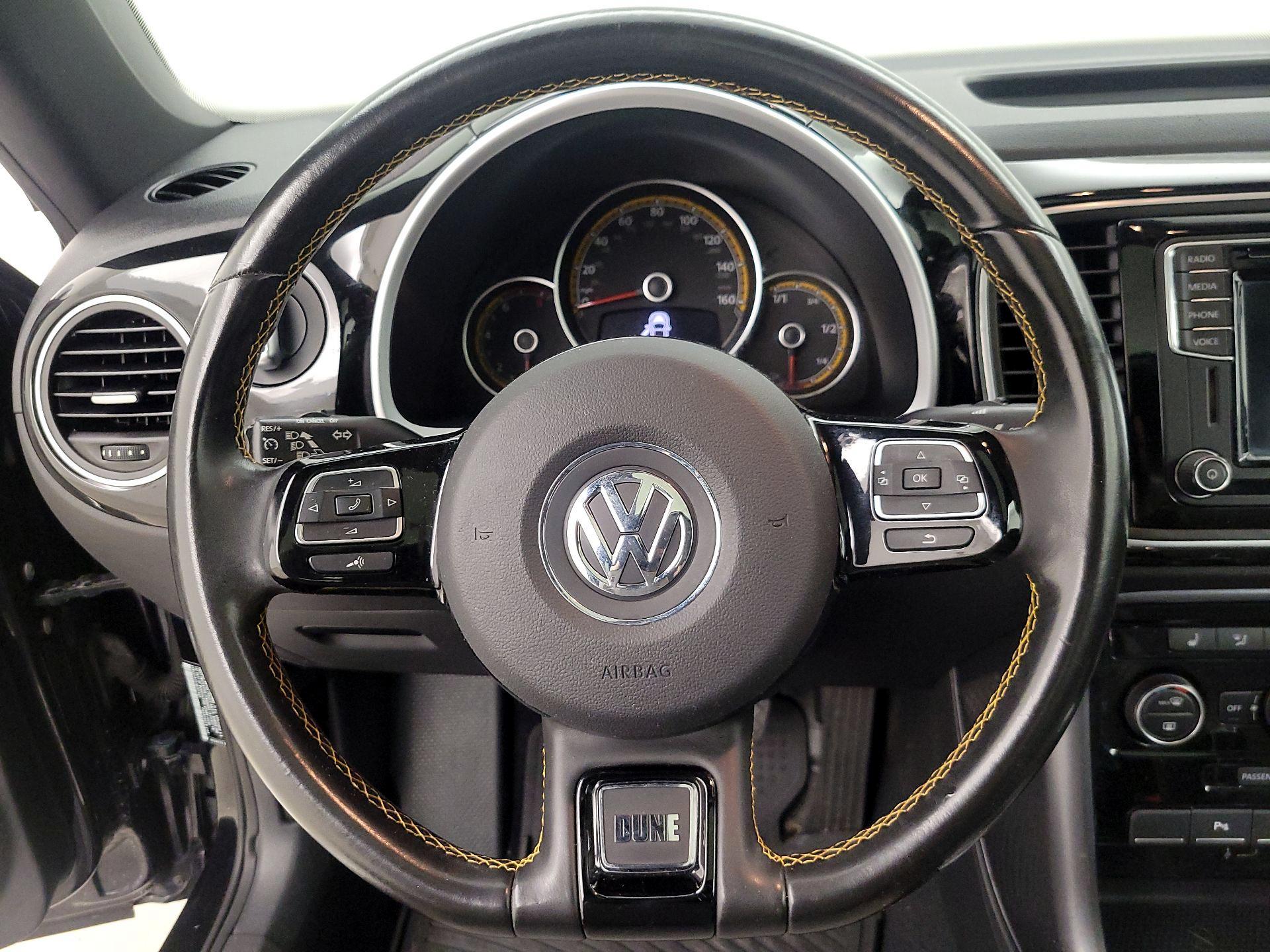 Thumbnail: 2018 Volkswagen Beetle - 10