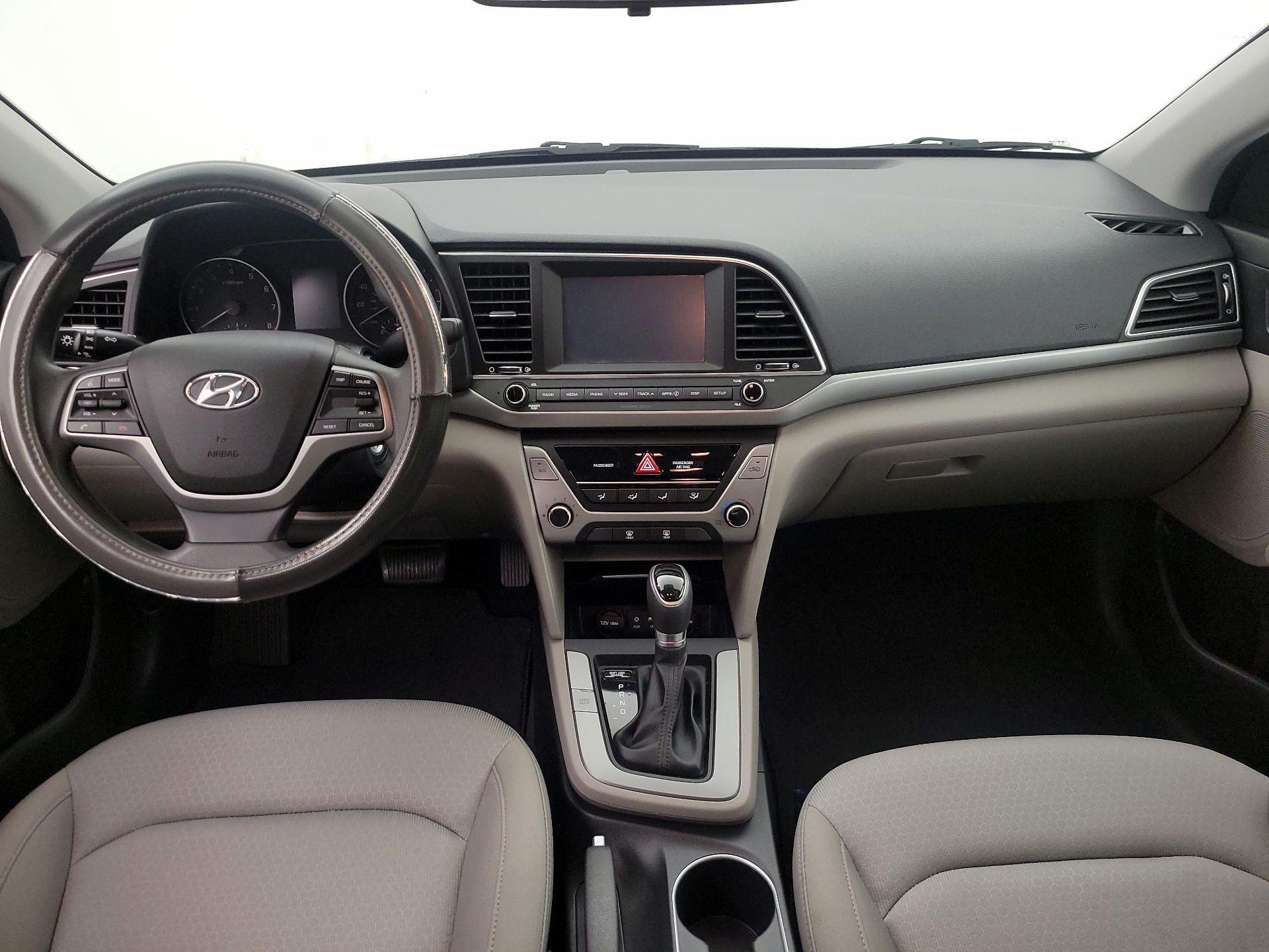 Thumbnail: 2017 Hyundai Elantra - 9