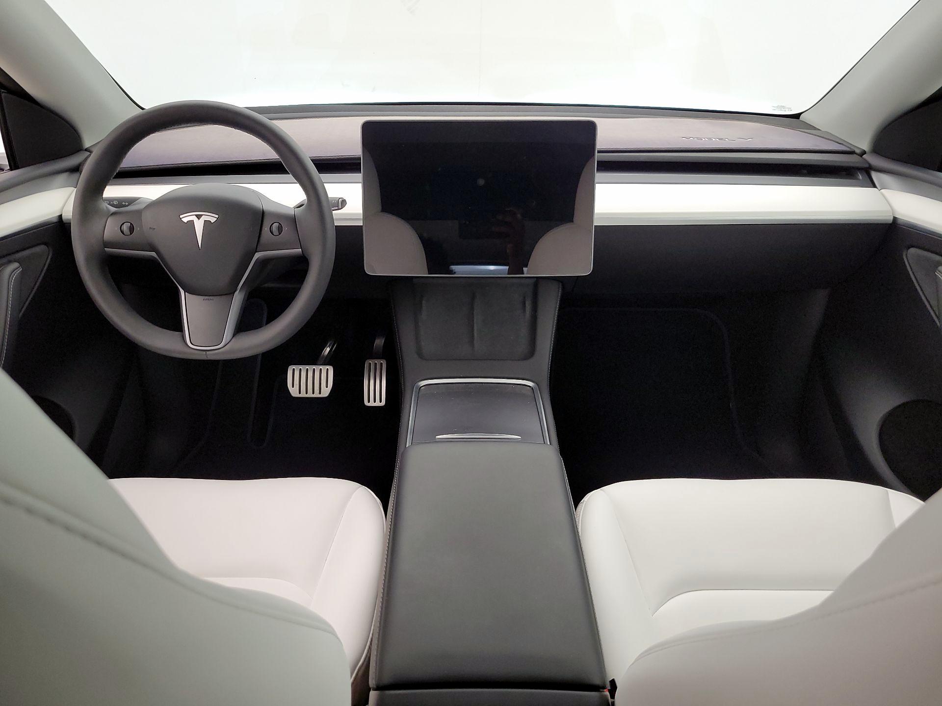 Thumbnail: 2023 Tesla Model Y - 9