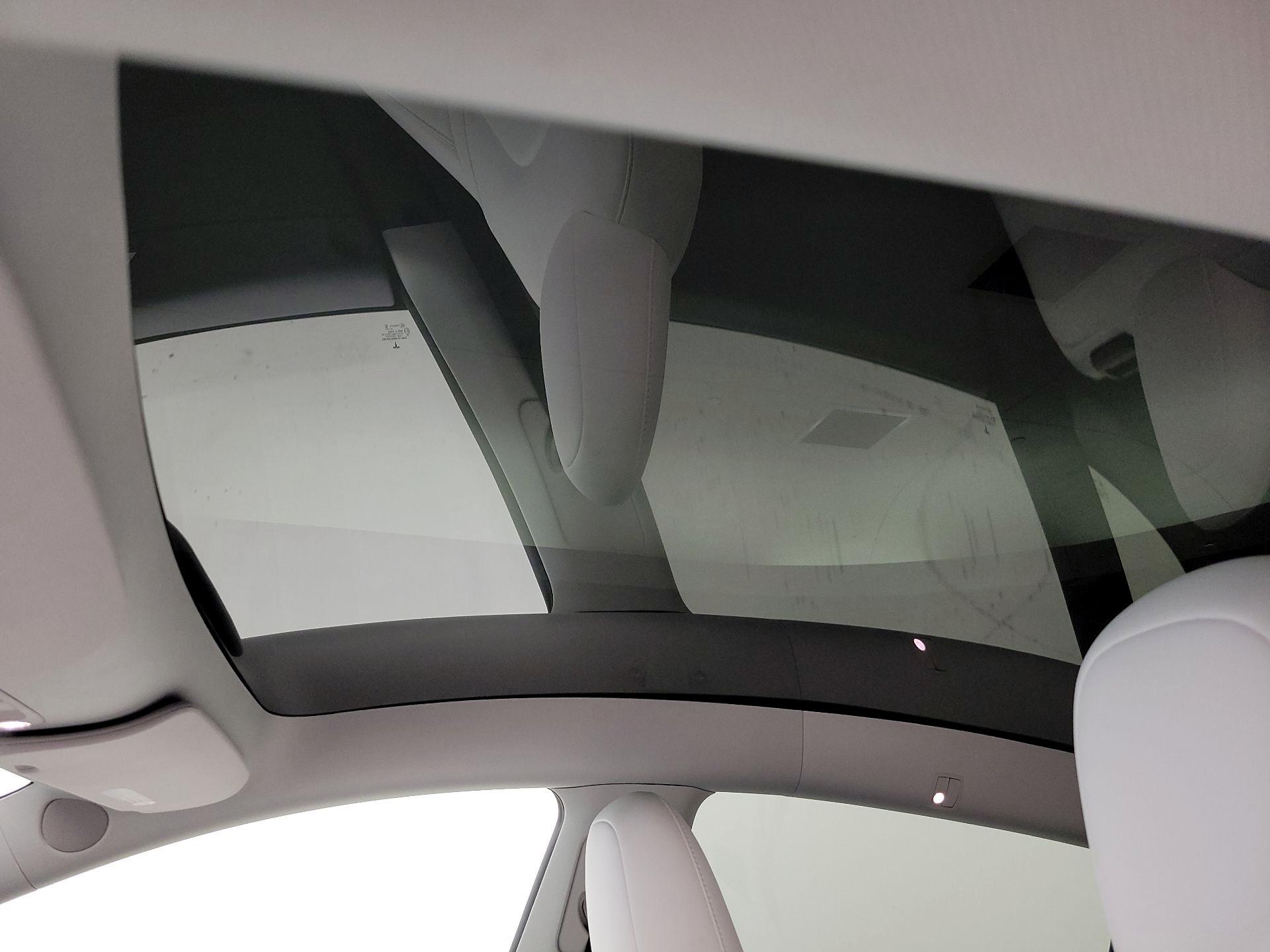 Thumbnail: 2023 Tesla Model Y - 18