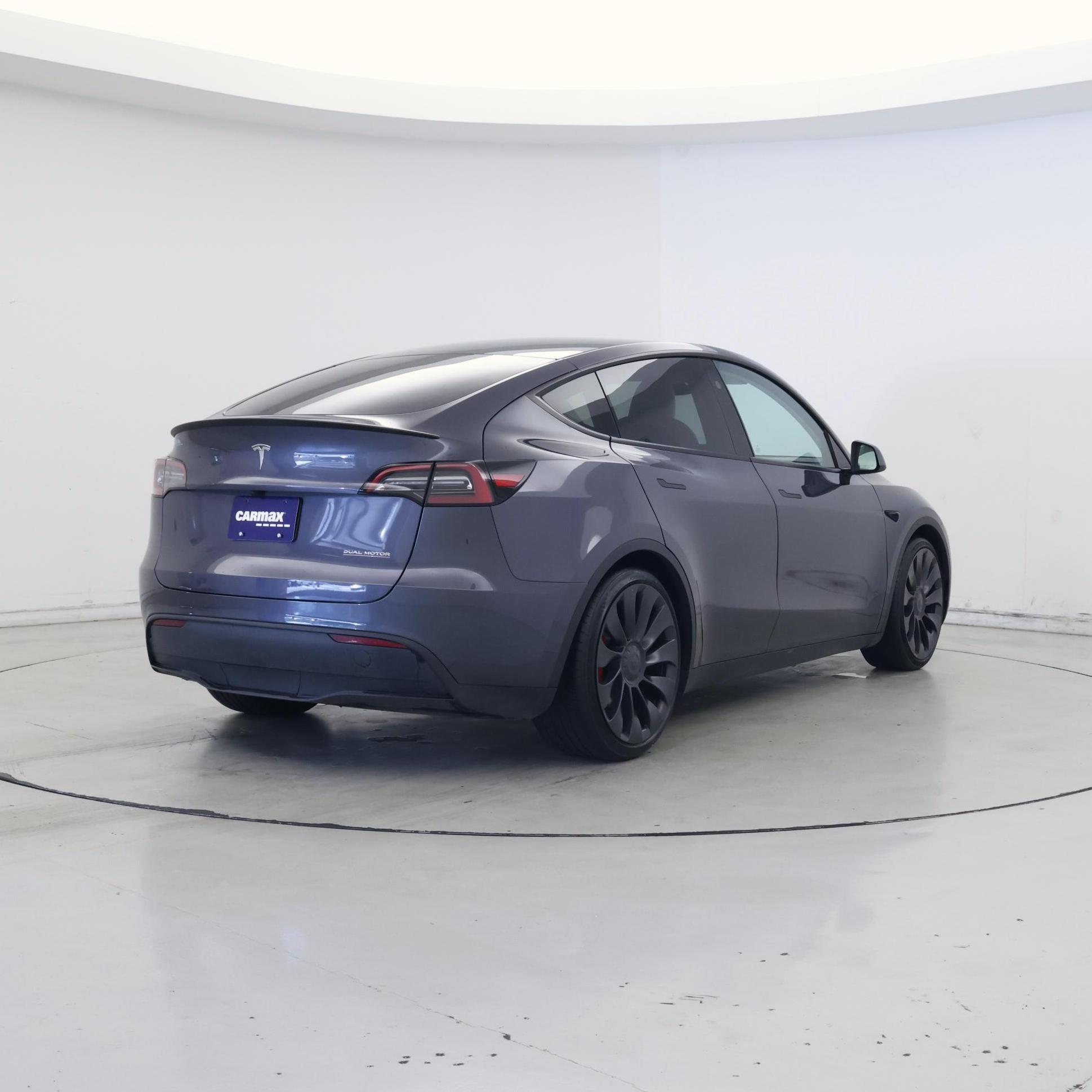 Thumbnail: 2023 Tesla Model Y - 8