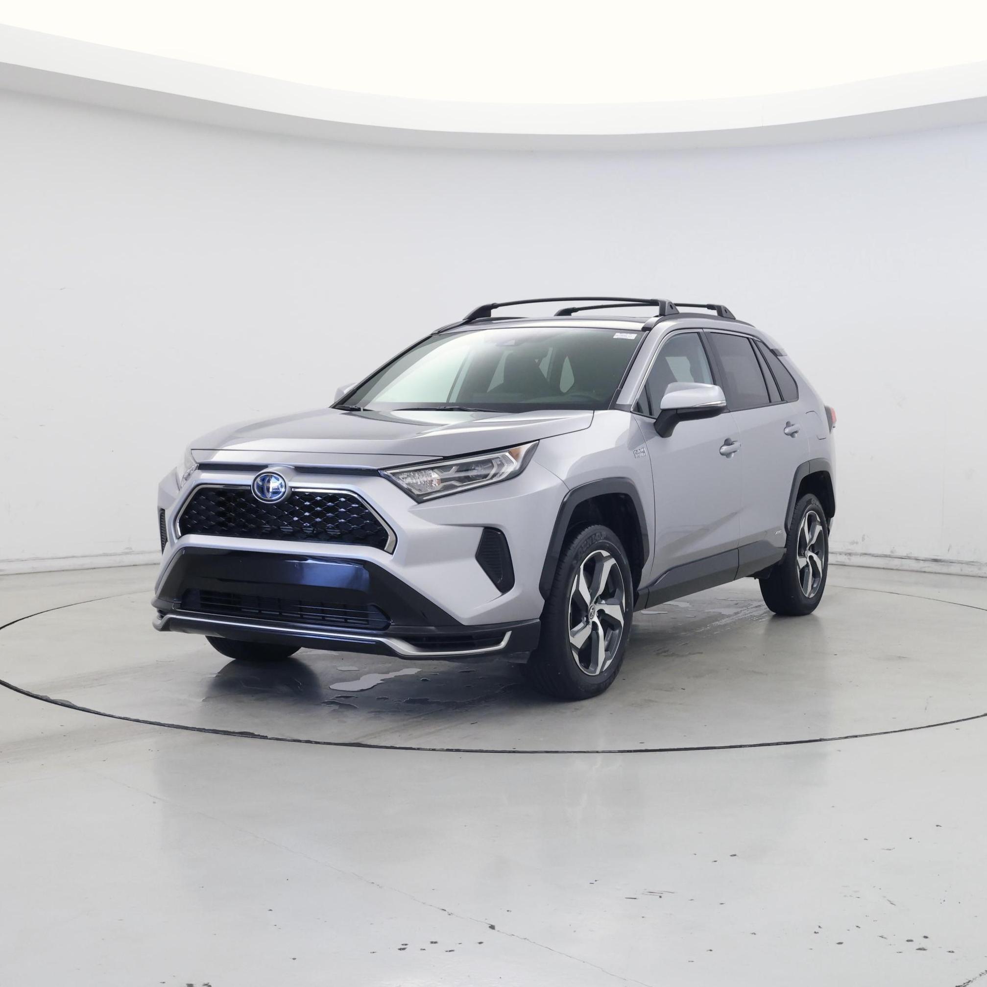Thumbnail: 2021 Toyota RAV4 - 4