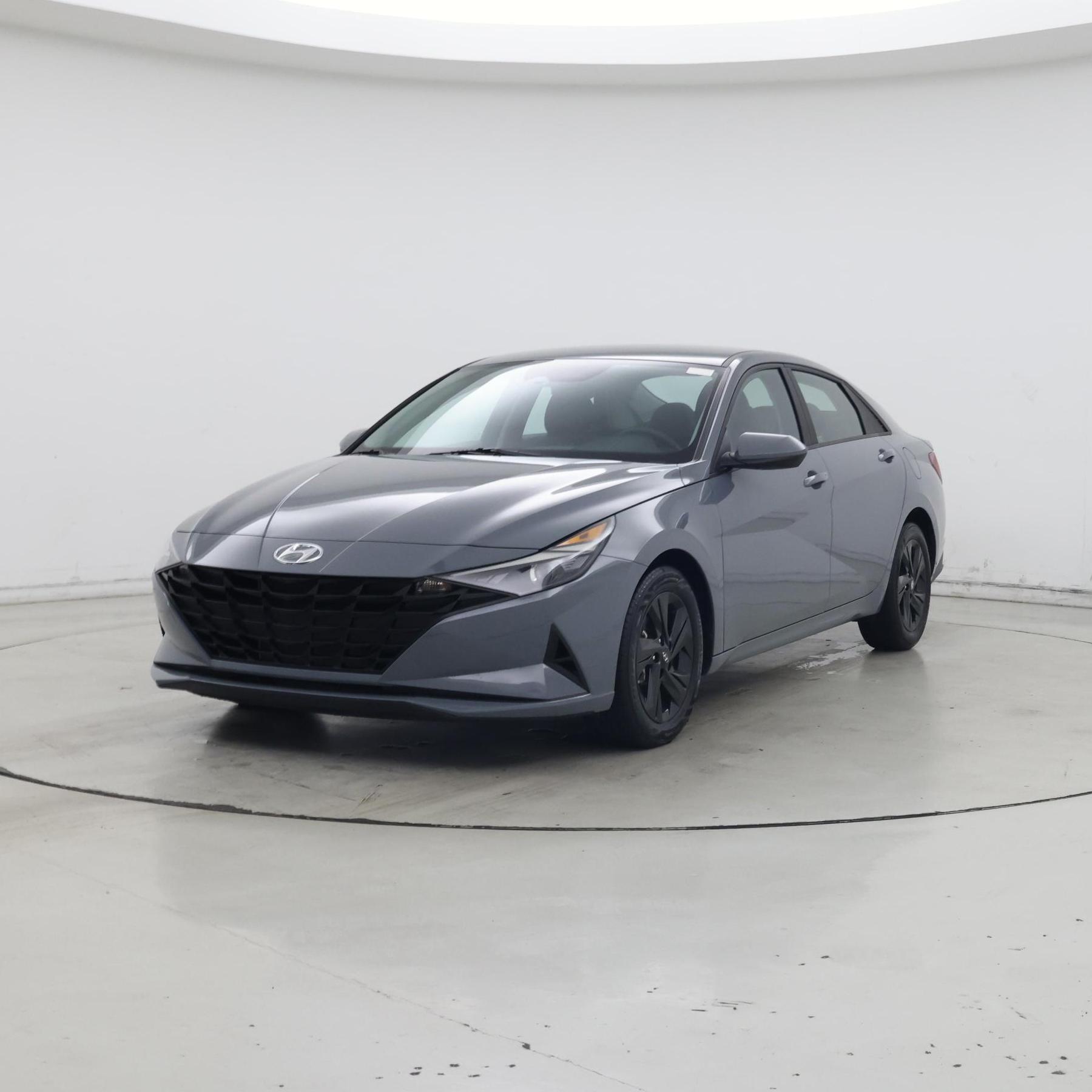Thumbnail: 2022 Hyundai Elantra - 4