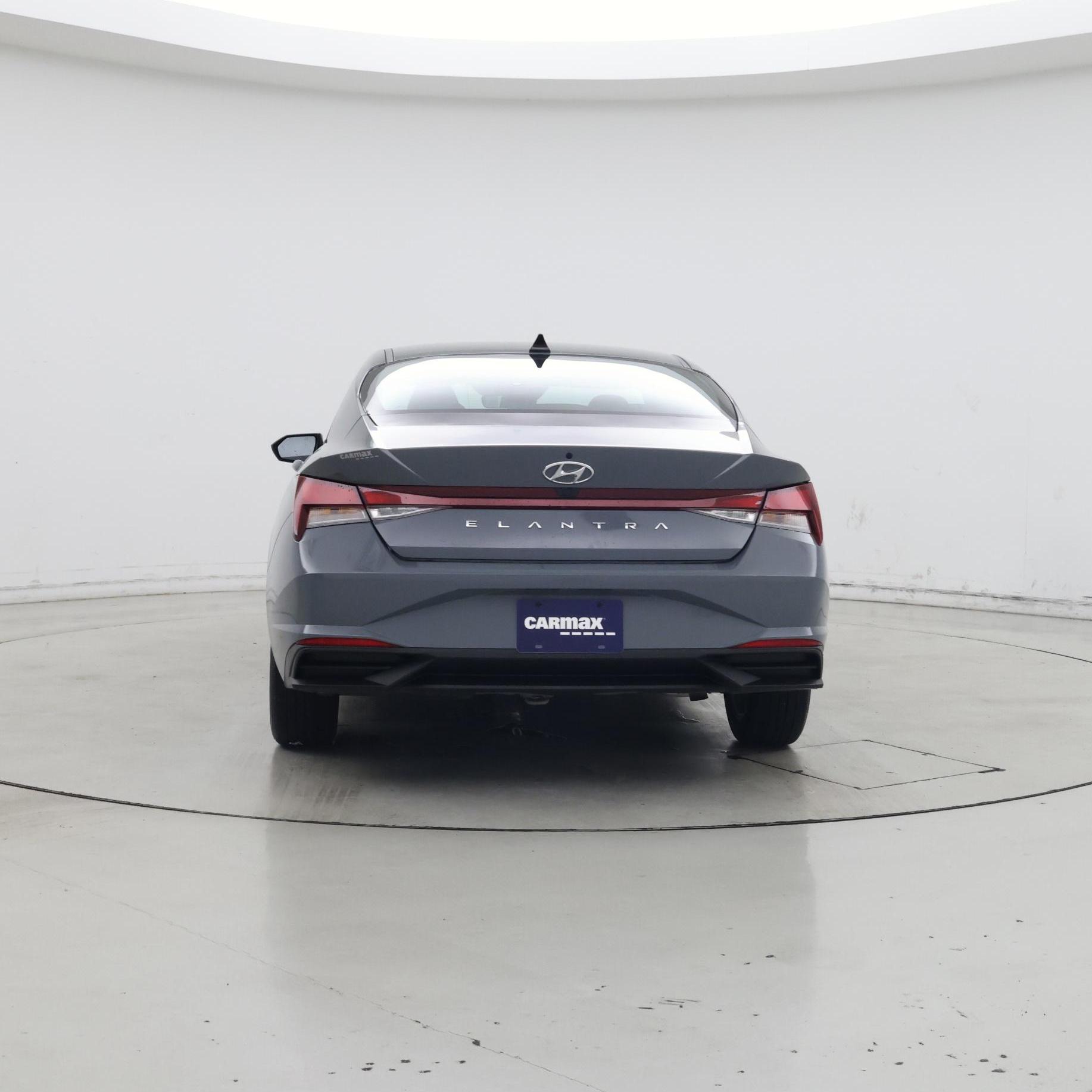 Thumbnail: 2022 Hyundai Elantra - 6