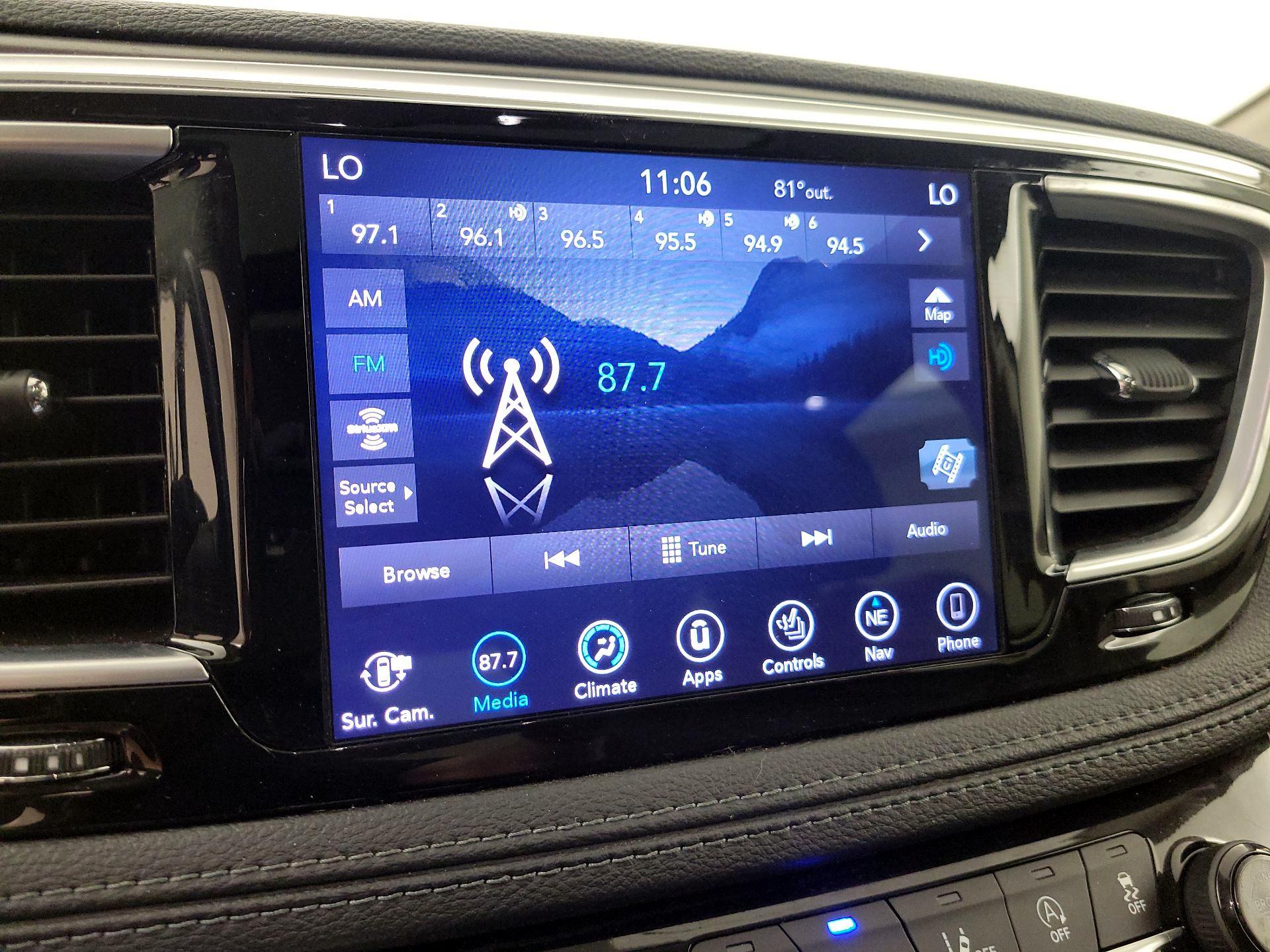 Thumbnail: 2019 Chrysler Pacifica - 16