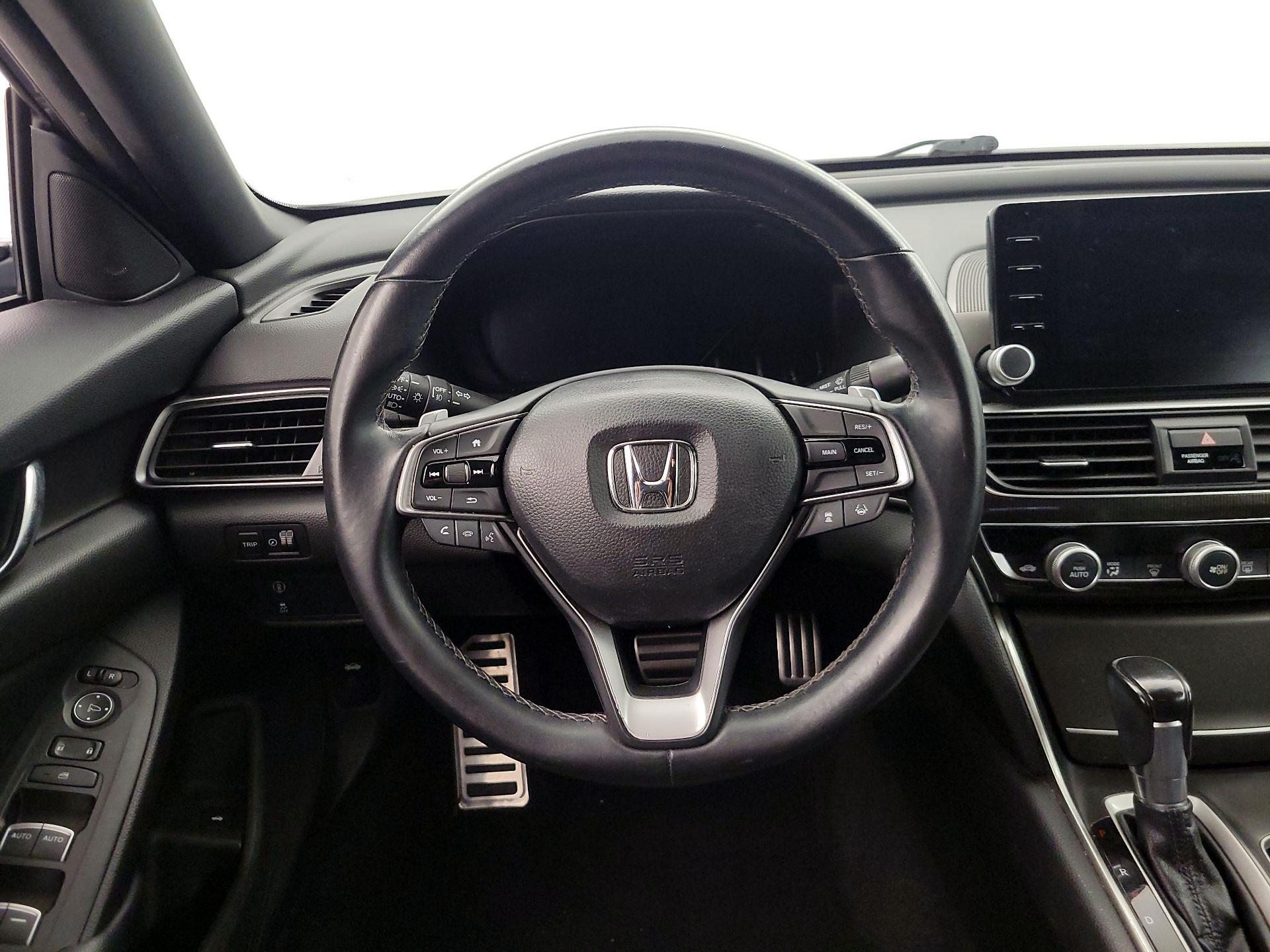 Thumbnail: 2018 Honda Accord - 10