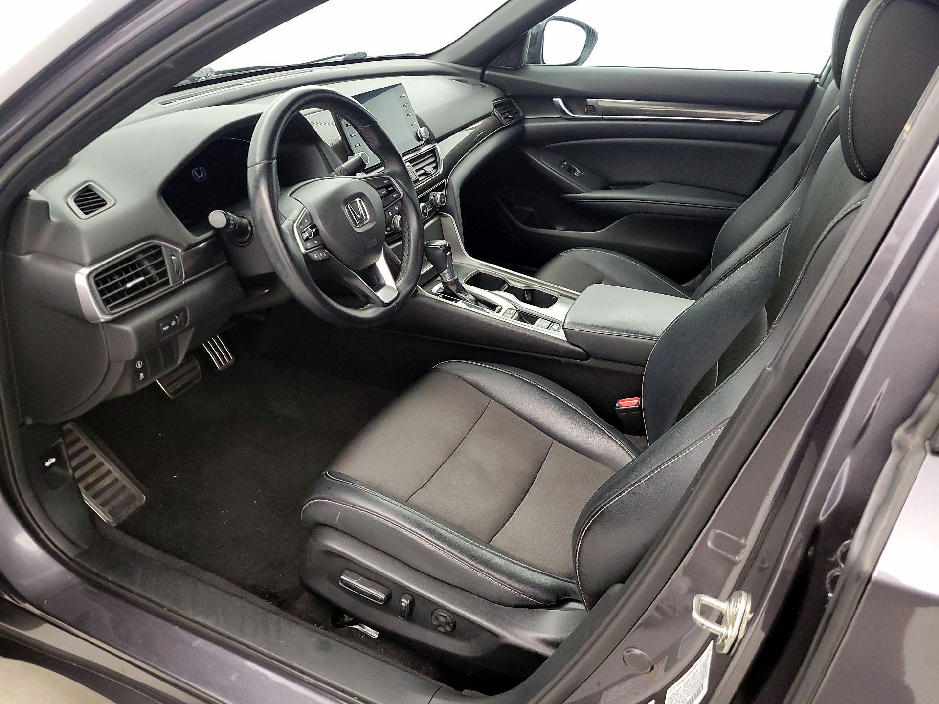 Thumbnail: 2018 Honda Accord - 11