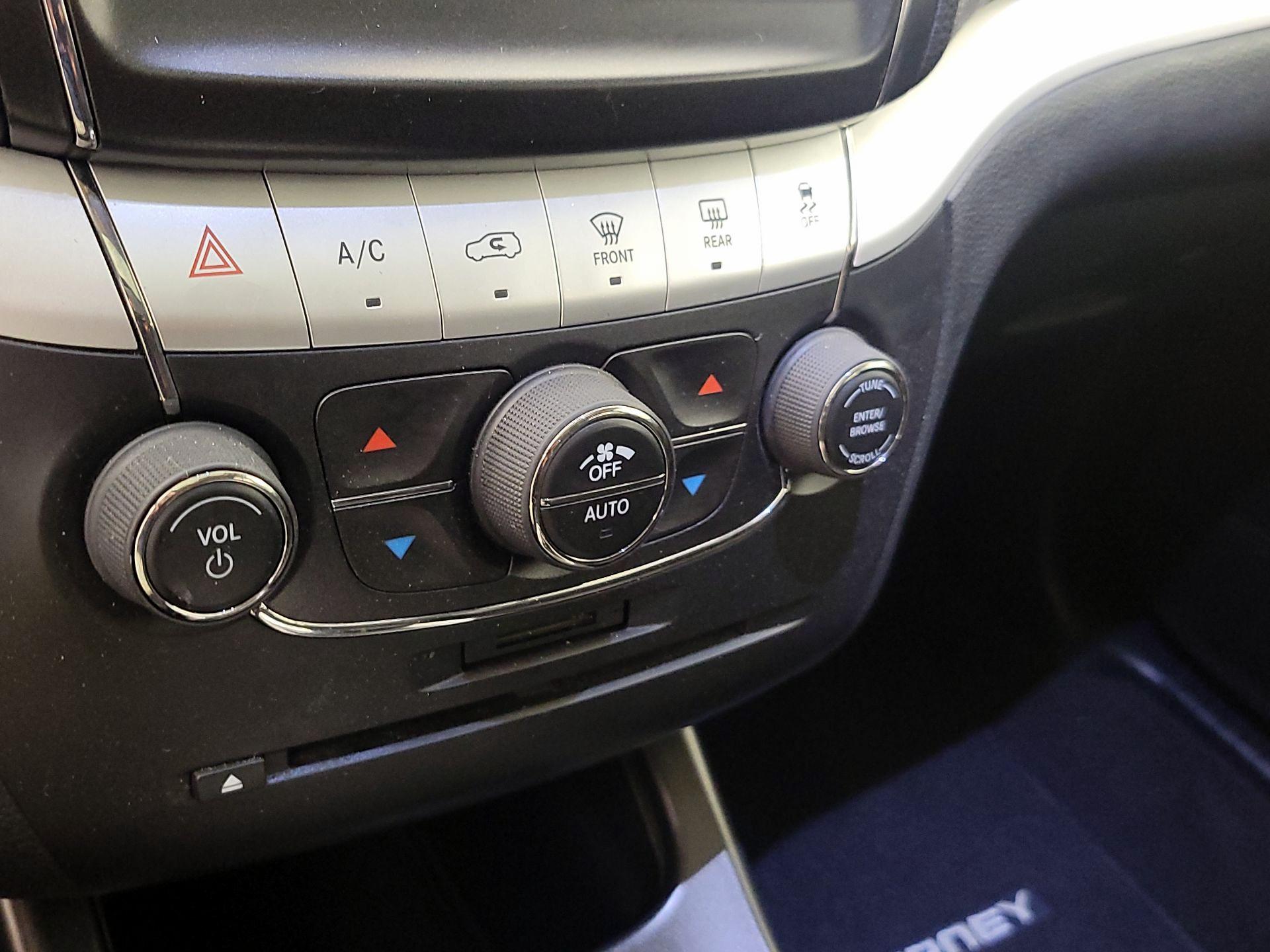 Thumbnail: 2016 Dodge Journey - 16