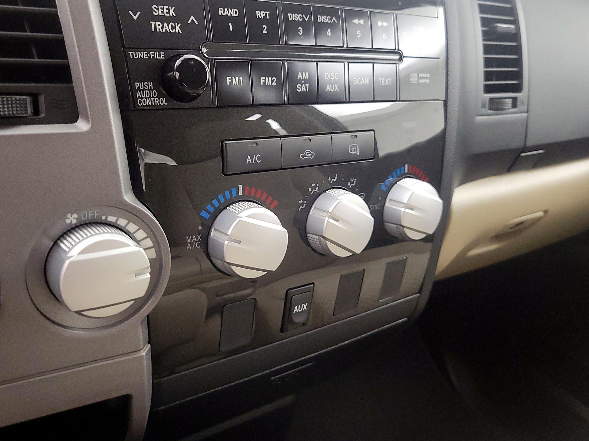 Thumbnail: 2013 Toyota Tundra - 15